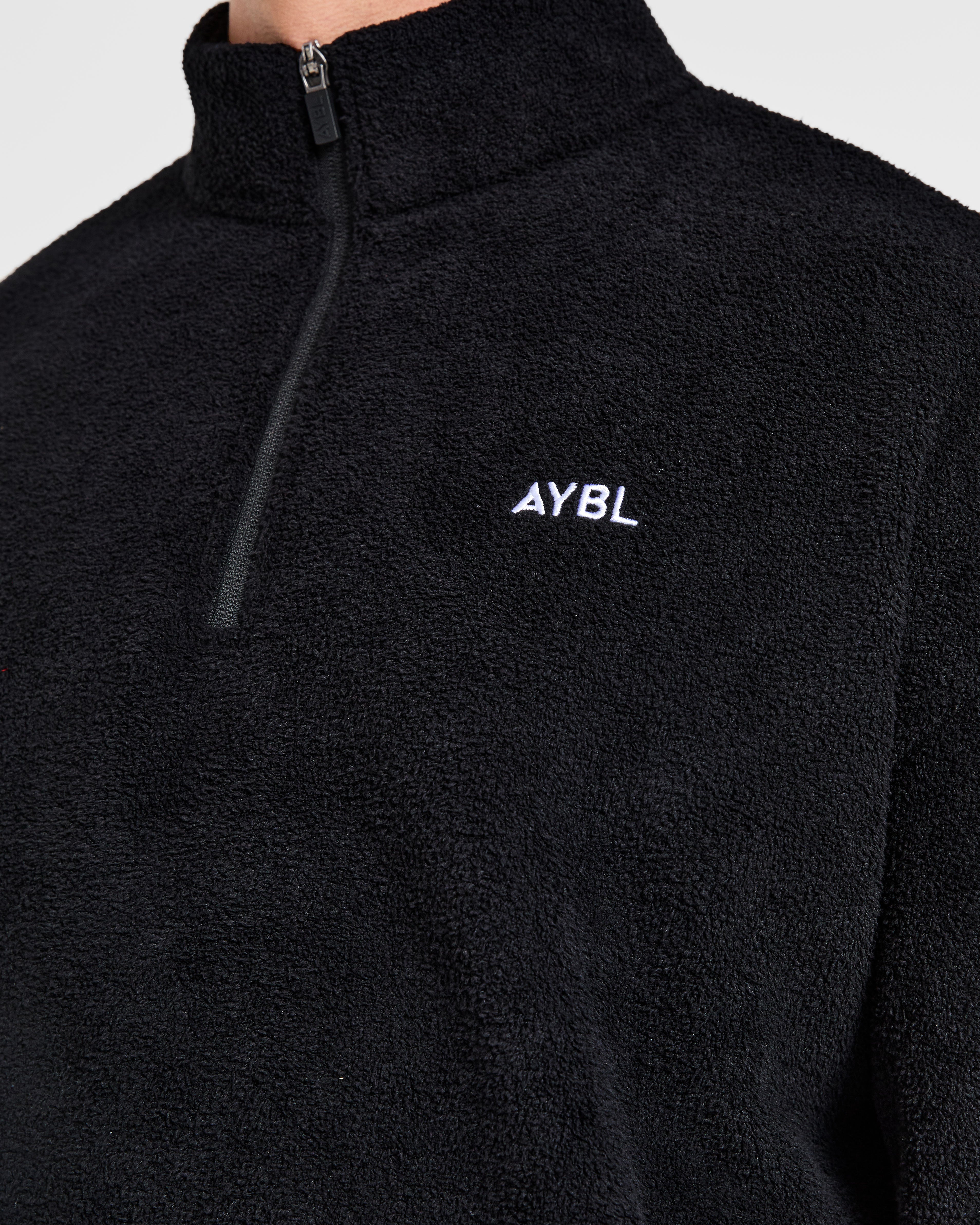 Essential 1/4 Zip Fleece - Black