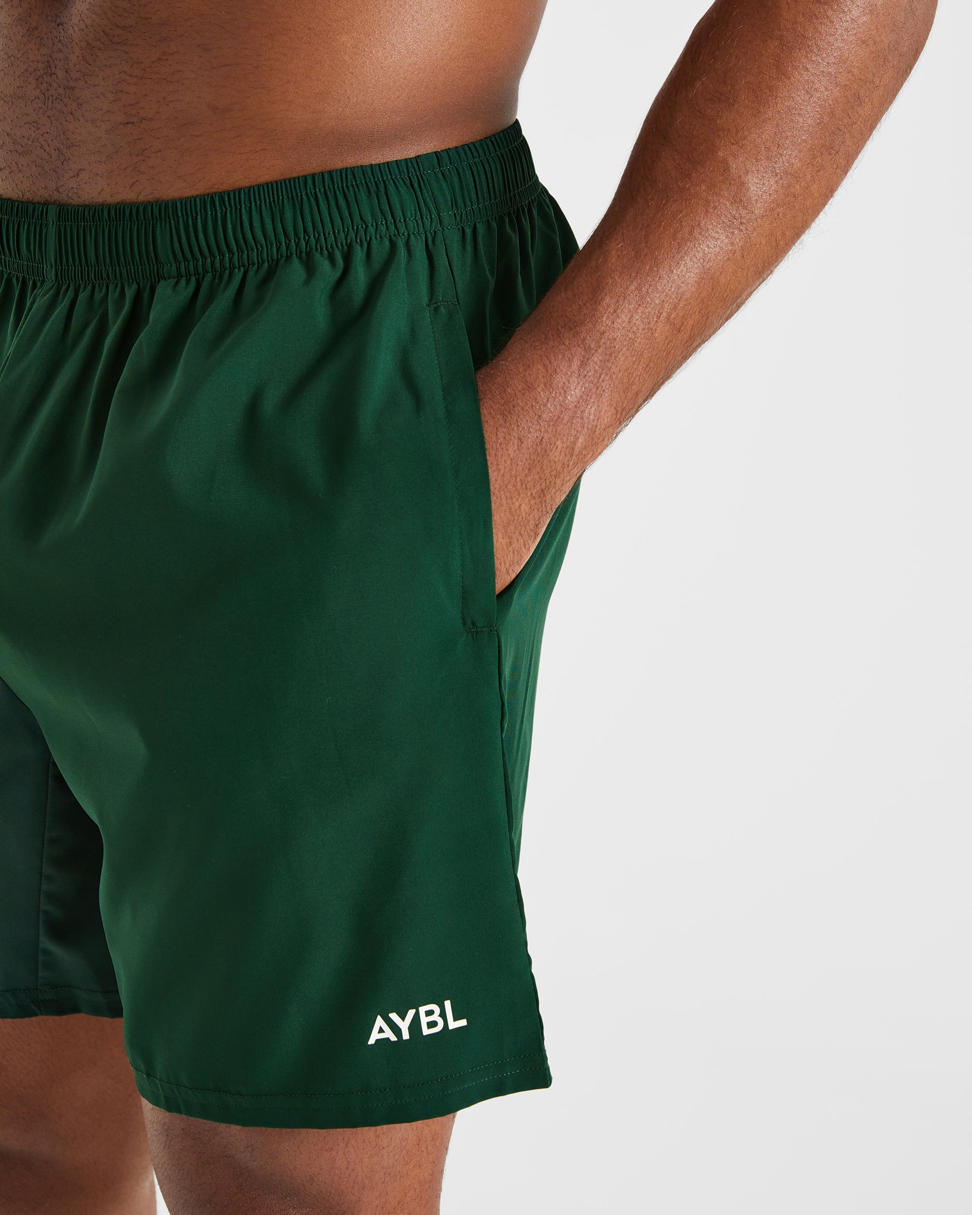 Core 7" Shorts – Waldgrün