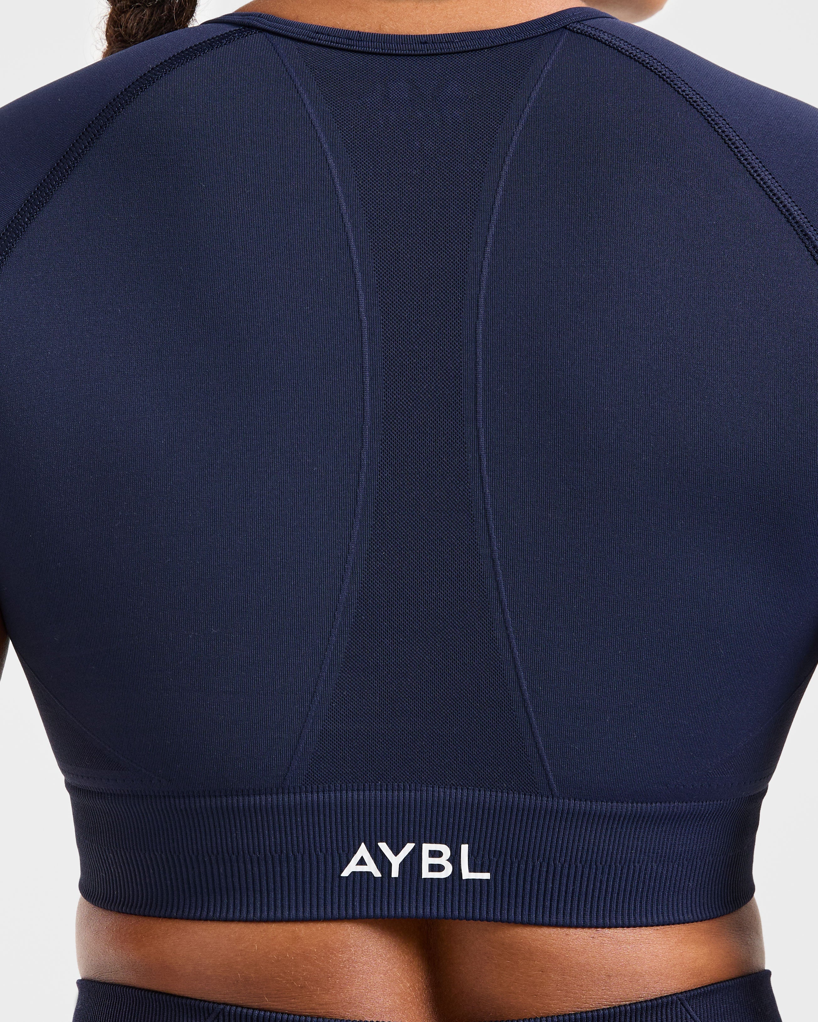 Nahtloses Empower-Crop-Top – Marineblau
