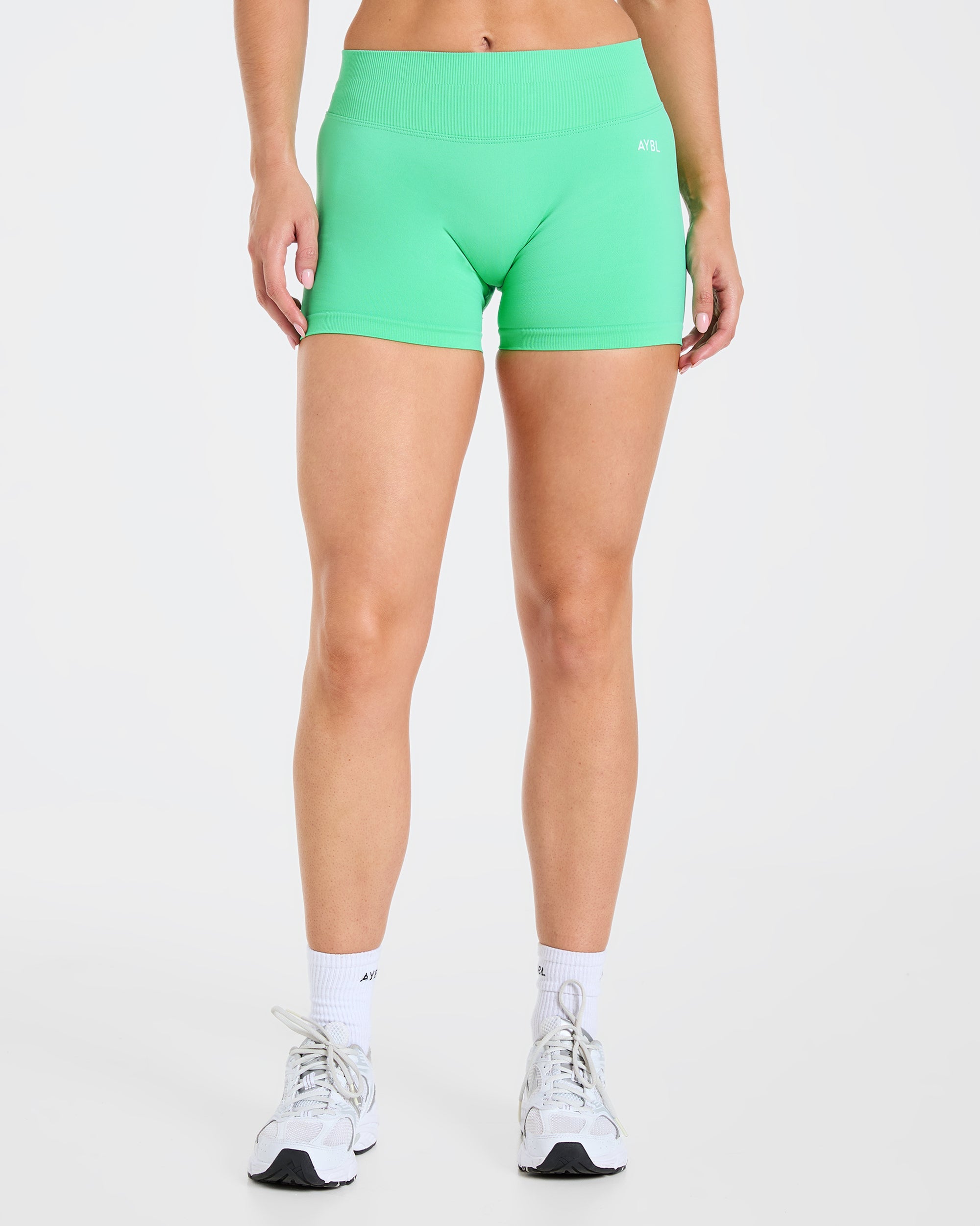 Enhance Seamless Shorts | 3.5" - Mint Green