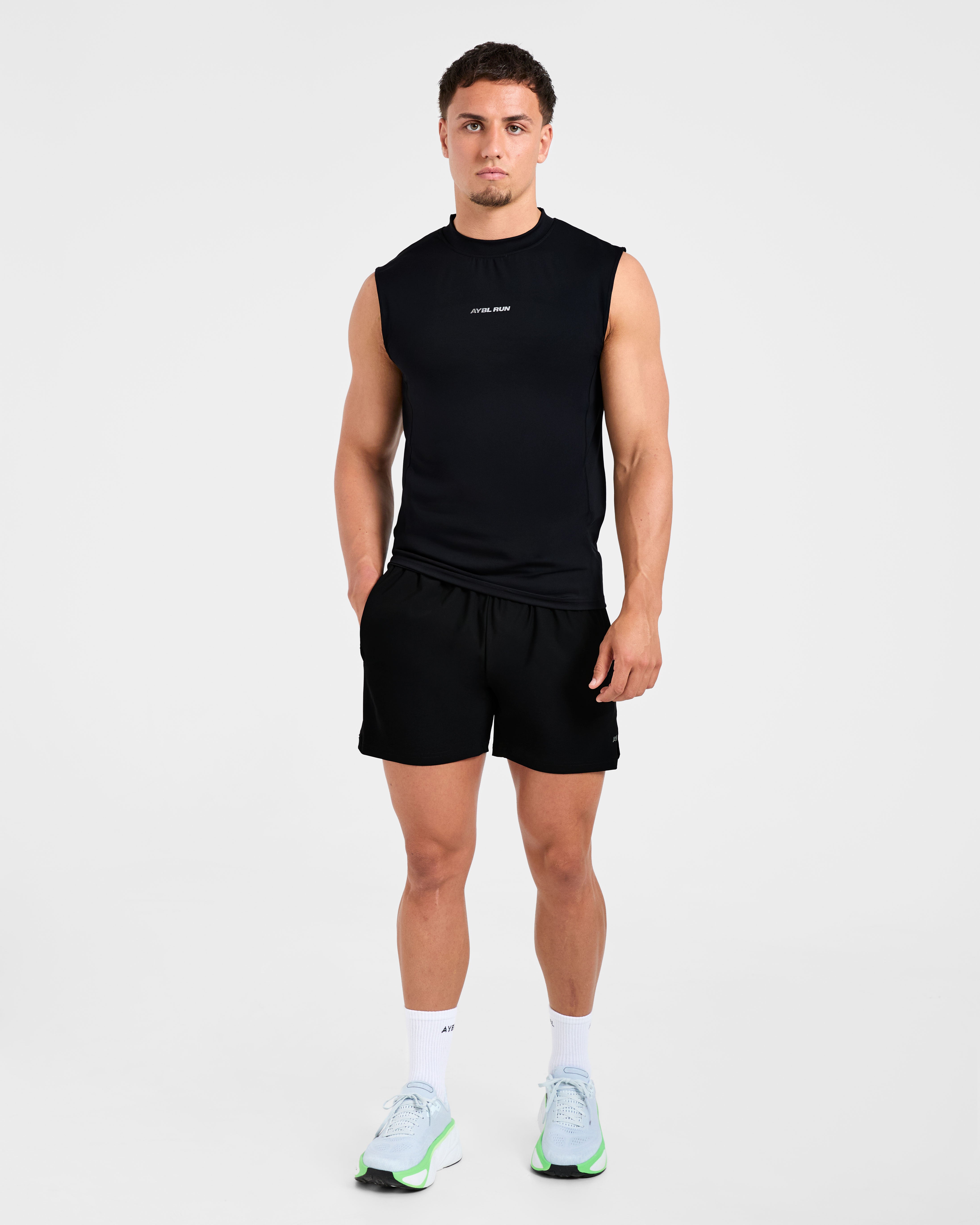 Run 5" Shorts - Black