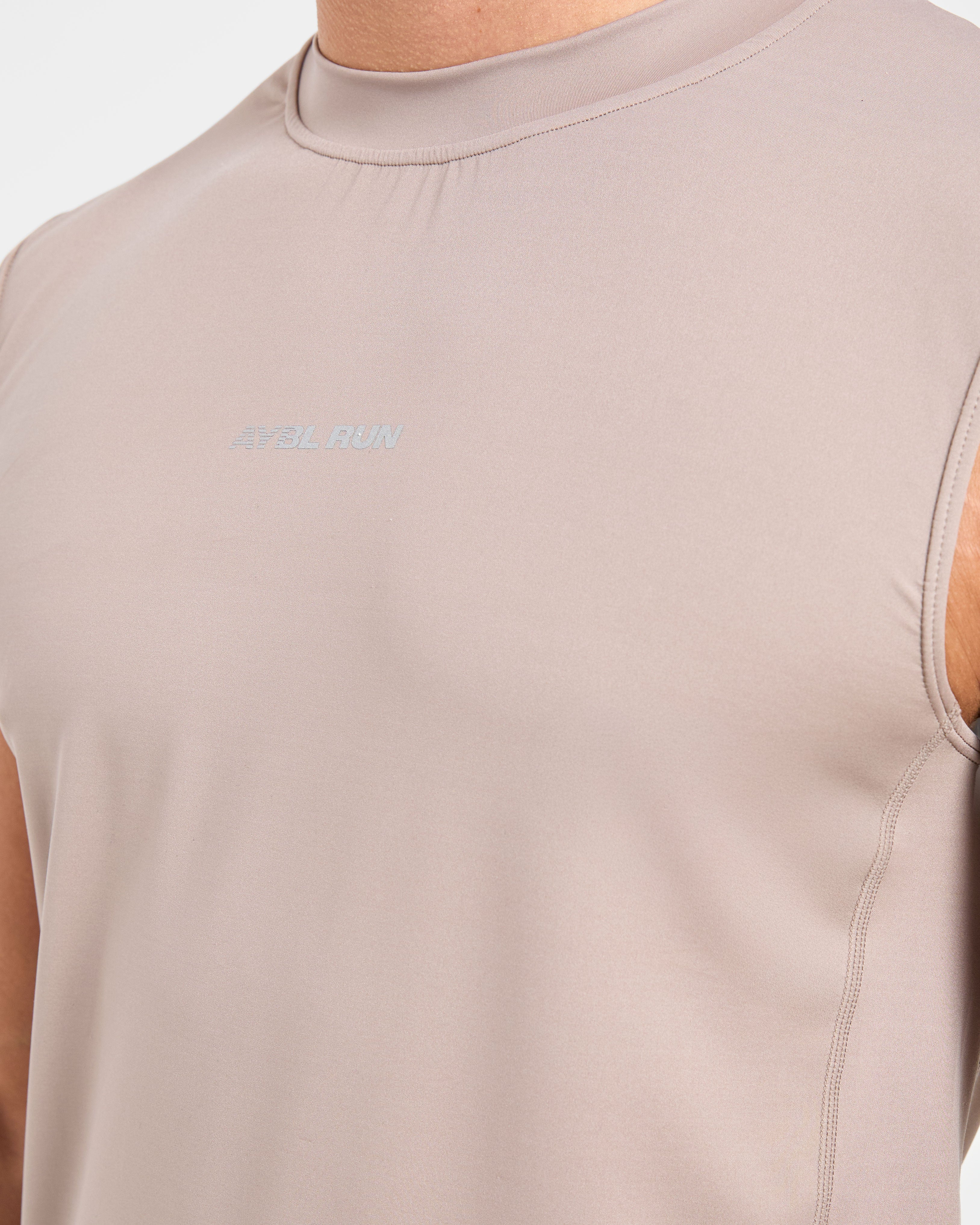 Run Slim Tank - Fossil Taupe