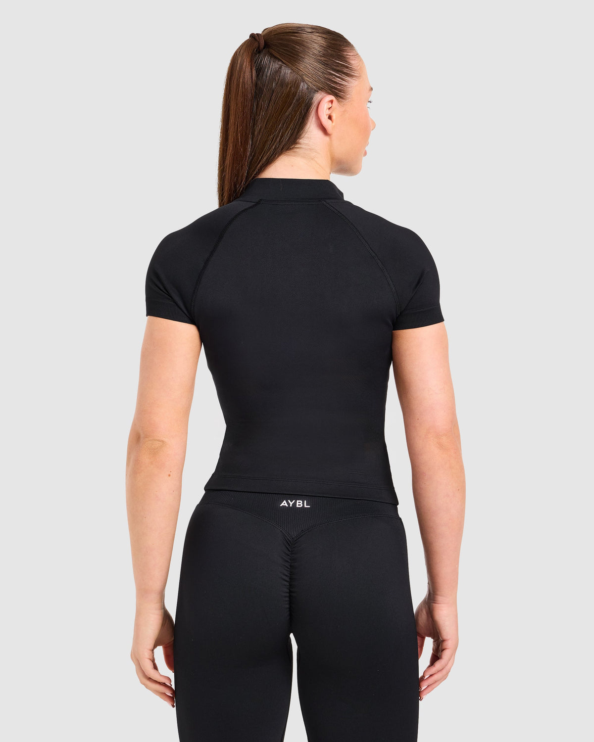 Enhance Seamless Short Sleeve Zip Up Jacket - Black