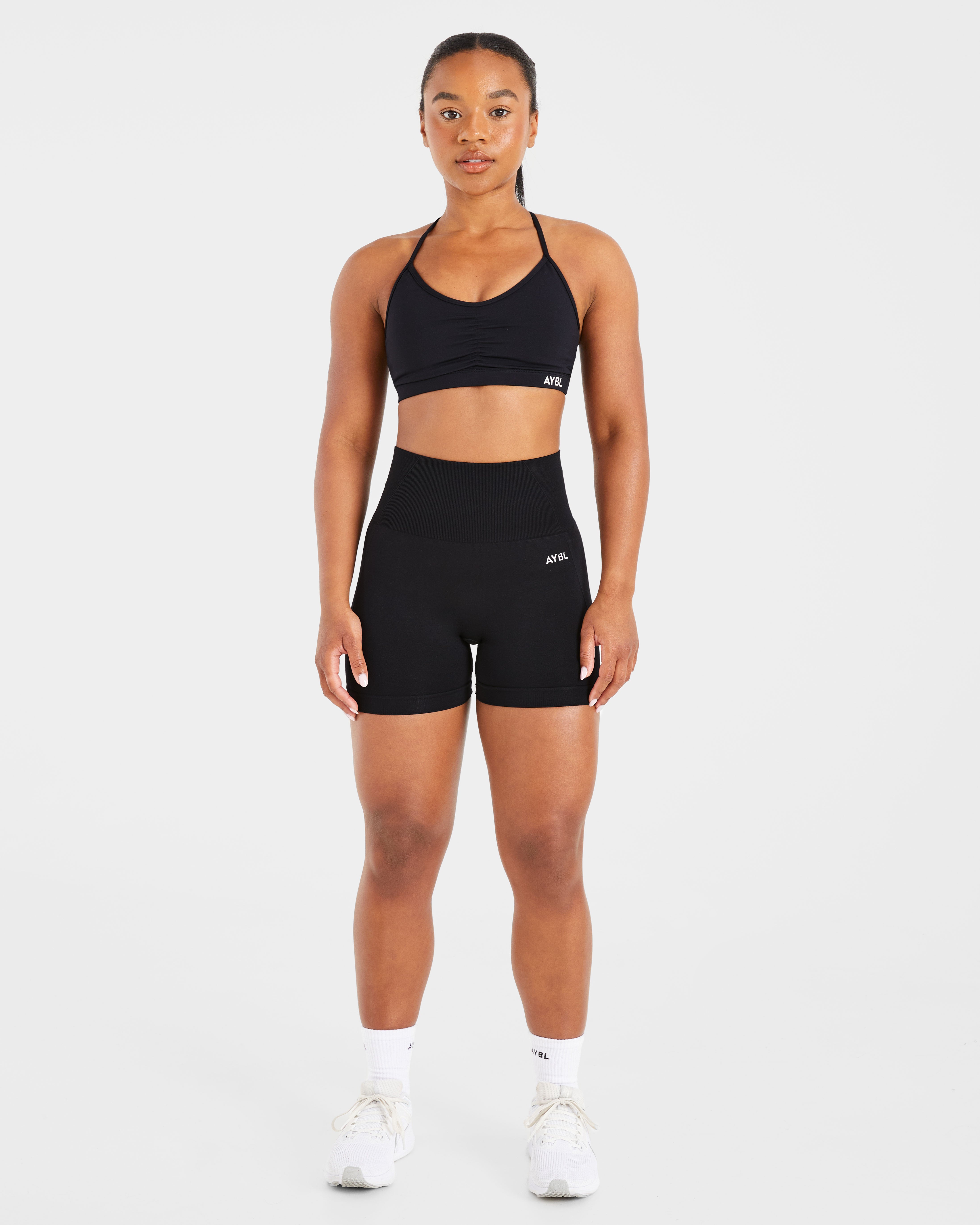 Essential geraffter Sport-BH – Schwarz