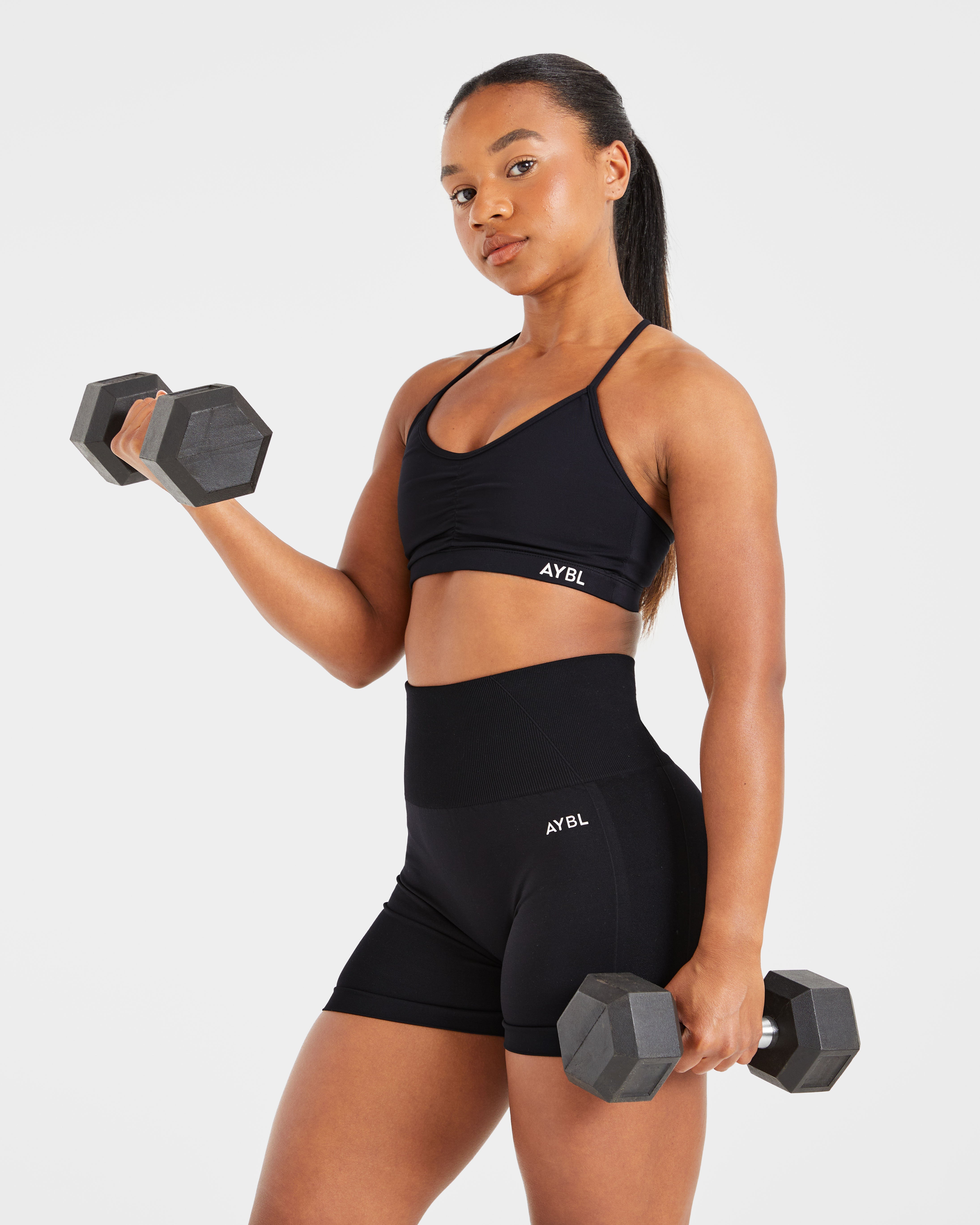 Essential geraffter Sport-BH – Schwarz