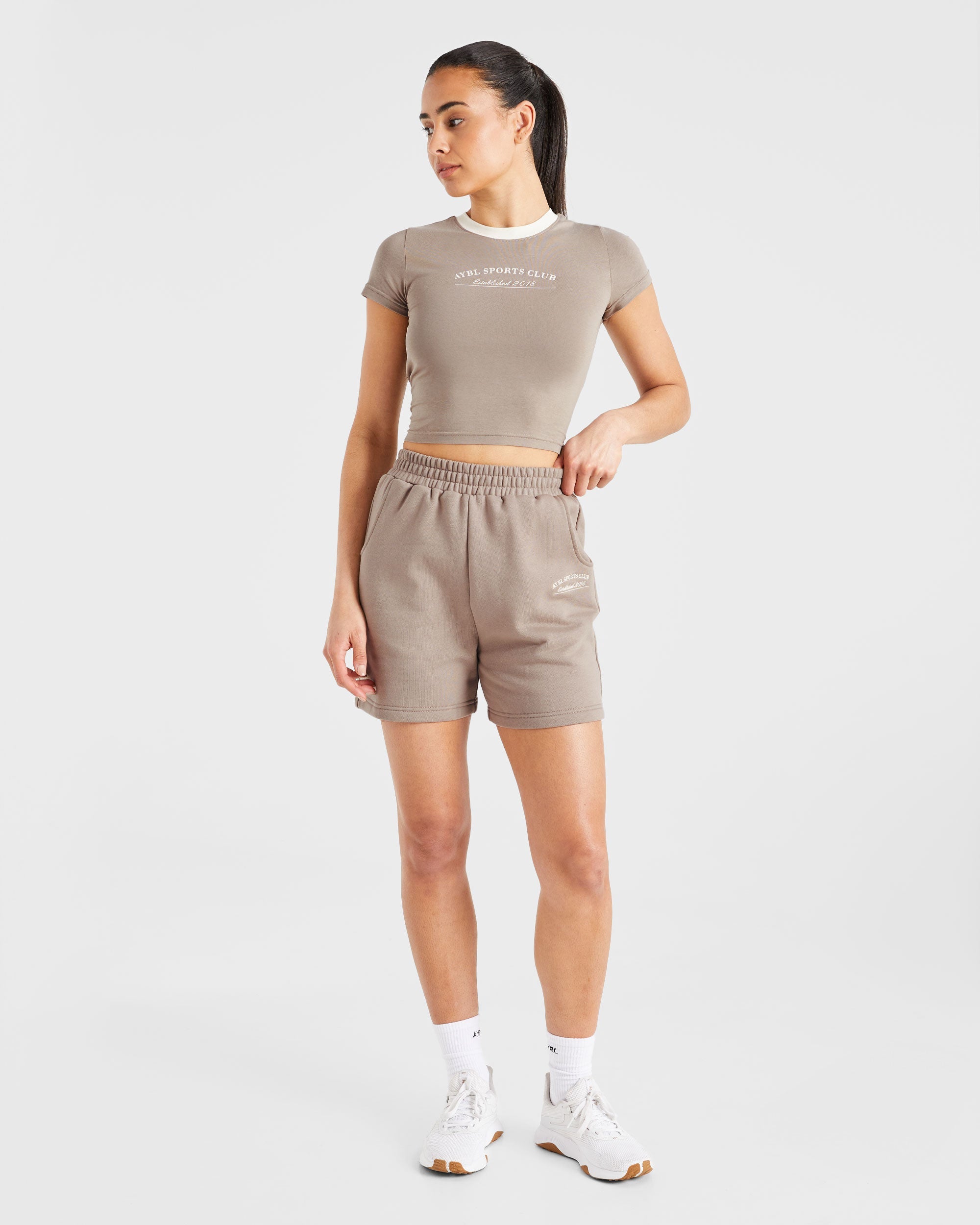 Courtside Shorts - Mocha