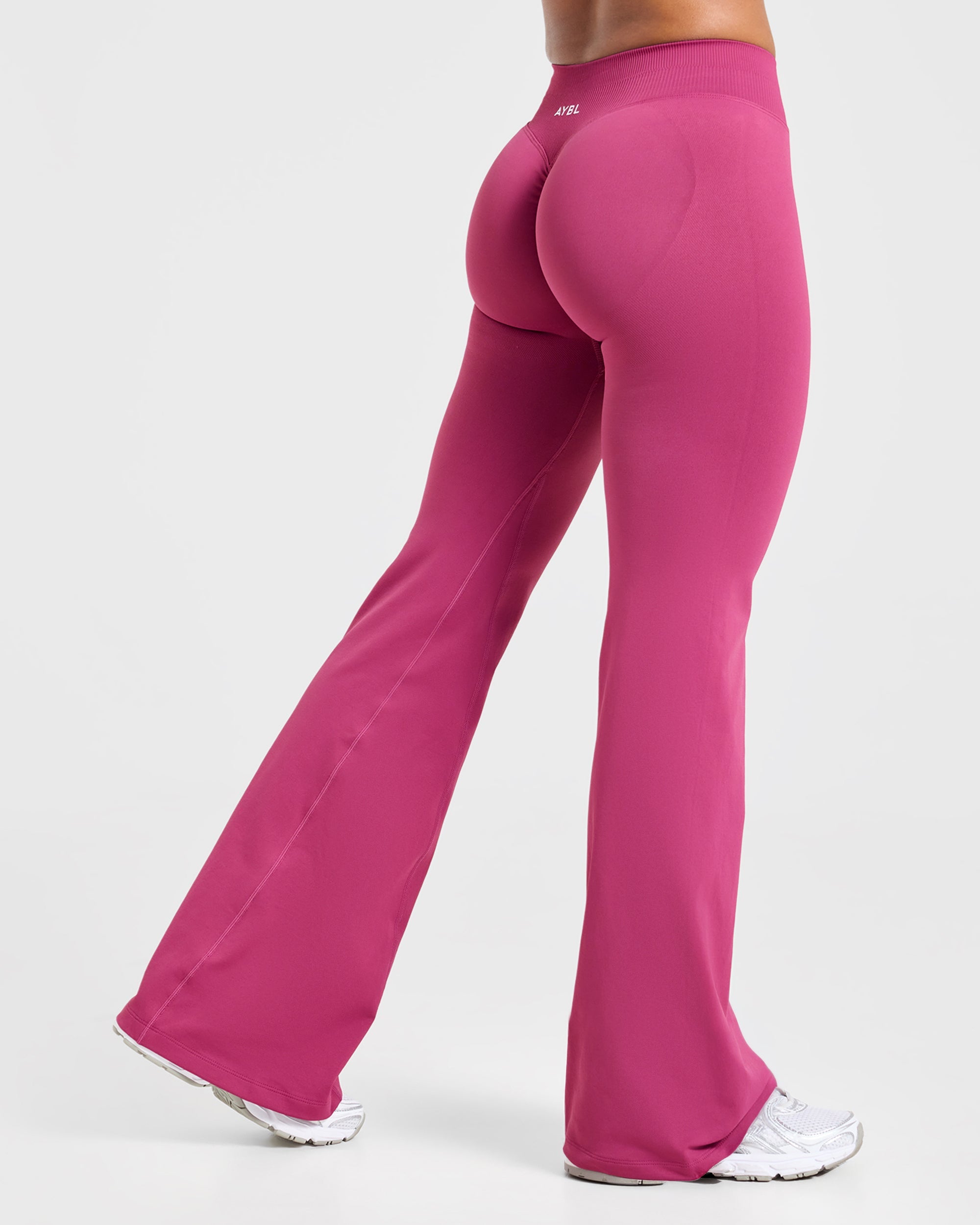 Enhance Seamless Flared Leggings - Dusky Rose