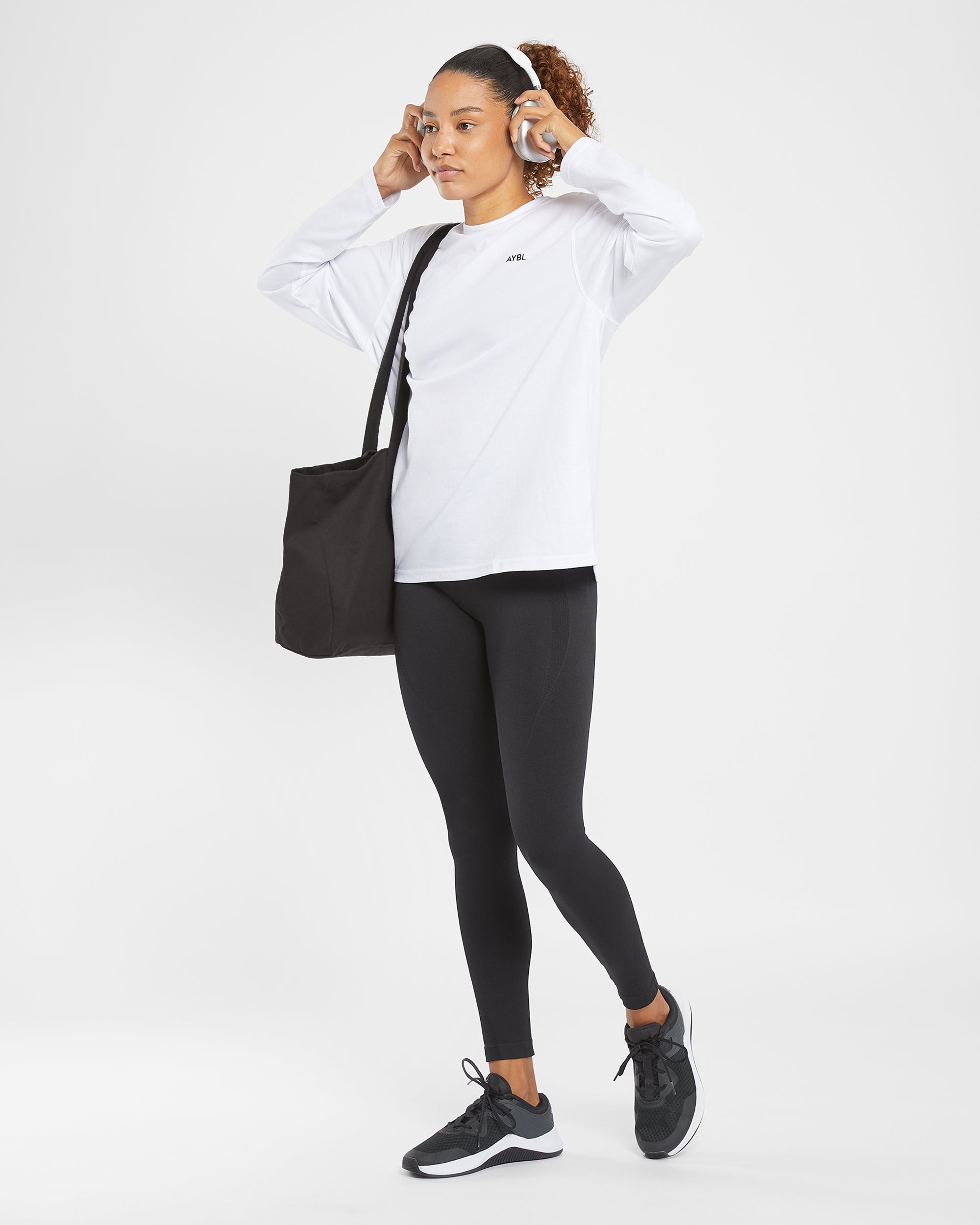 Essential übergroßes Langarm-T-Shirt – Weiß