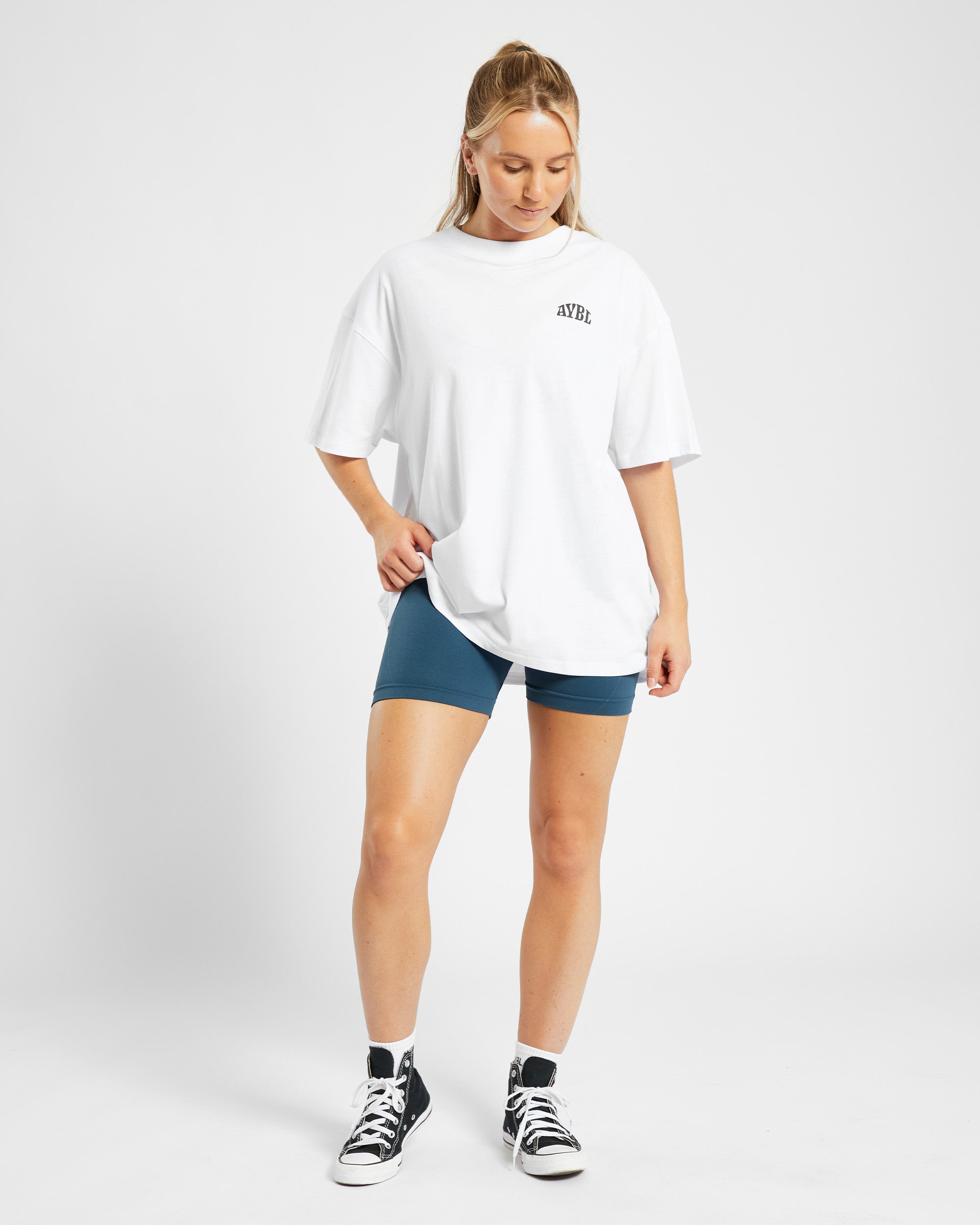 Mind Over Matter Übergroßes T-Shirt – Weiß