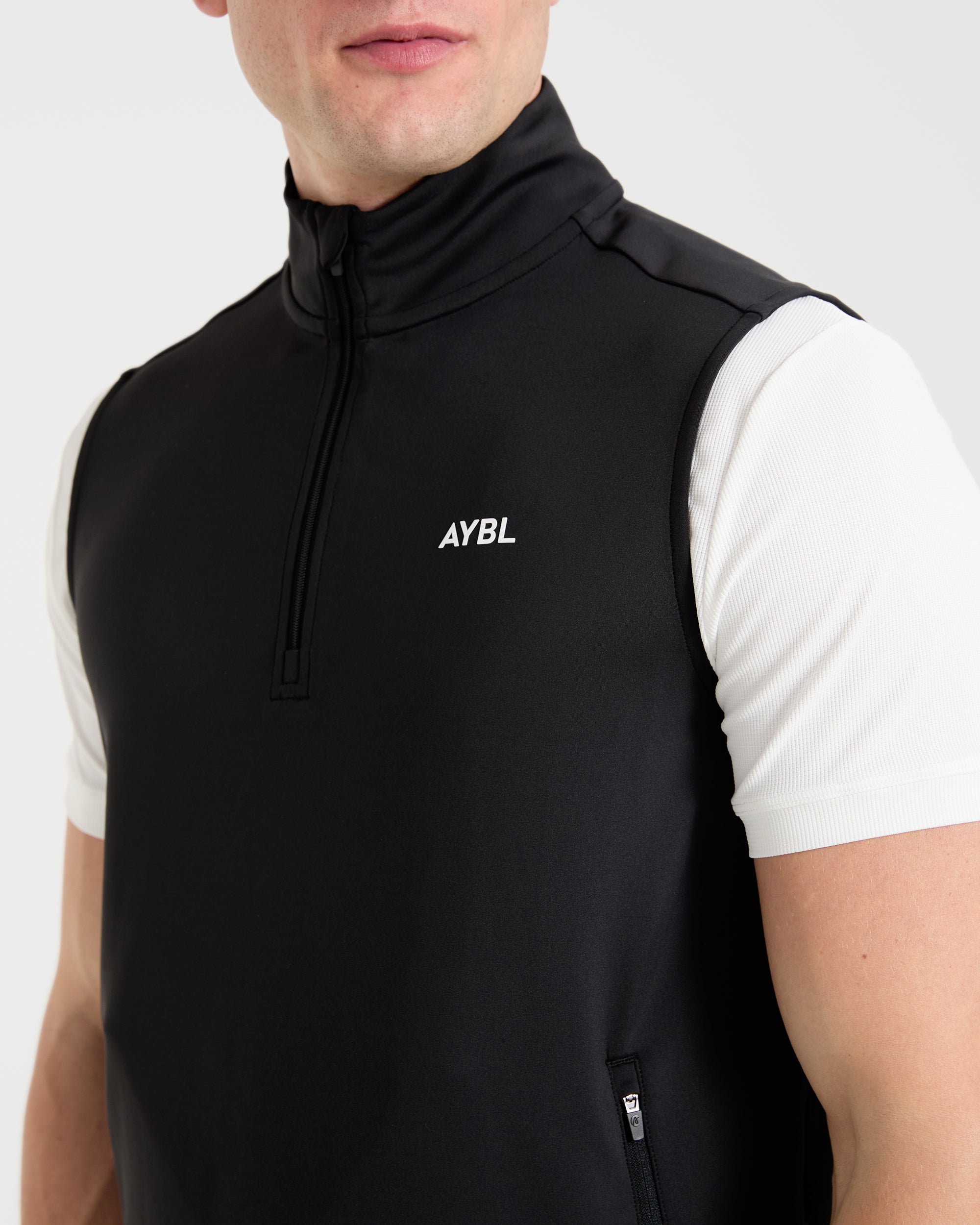 Precision 1/4 Zip Vest - Black