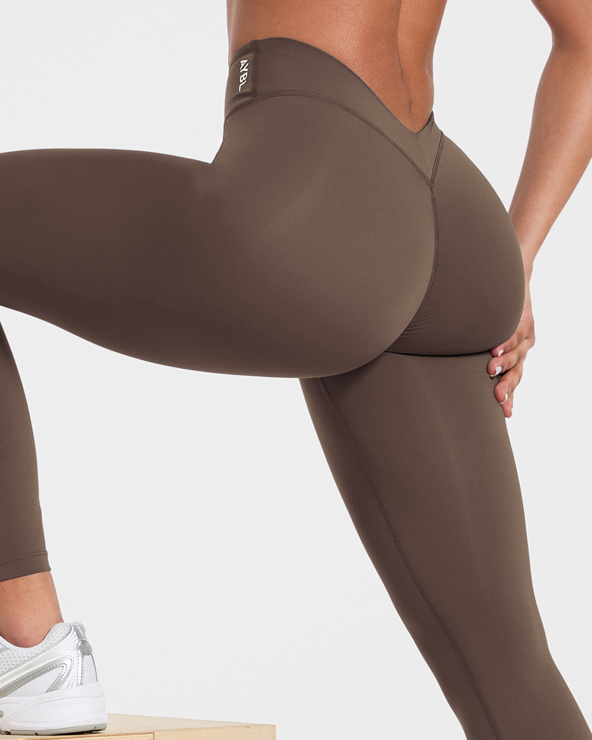 Physique Leggings - Brown