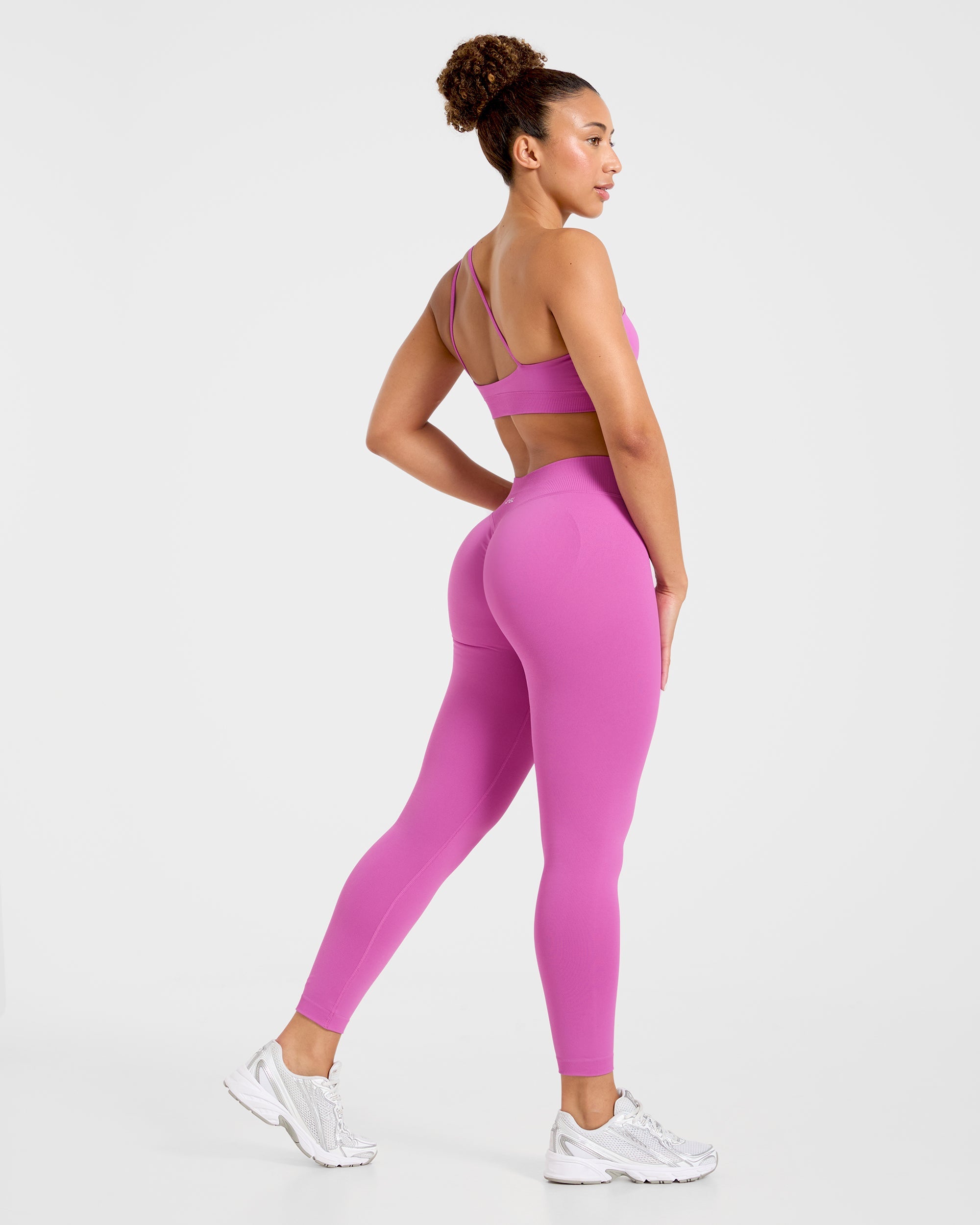 Enhance Seamless One Shoulder Sports Bra - Summer Violet