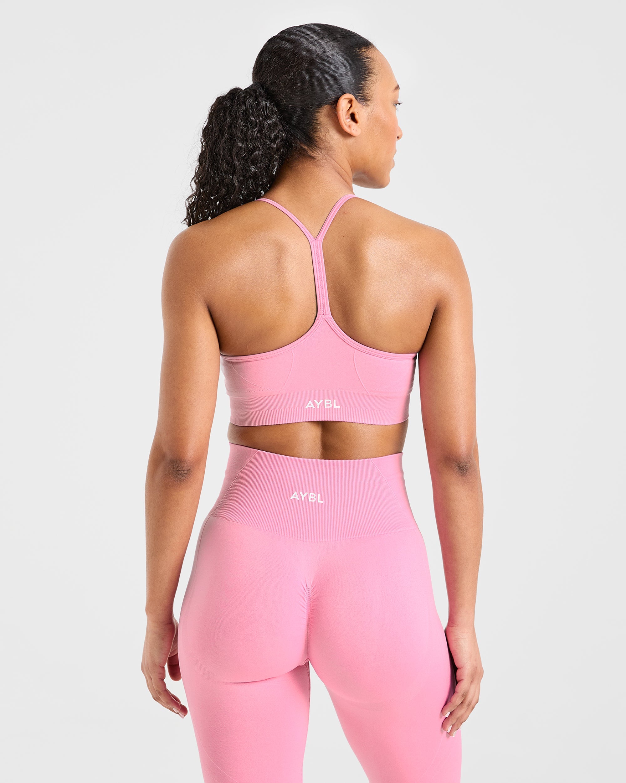 Empower Seamless Sports Bra - Baby Pink