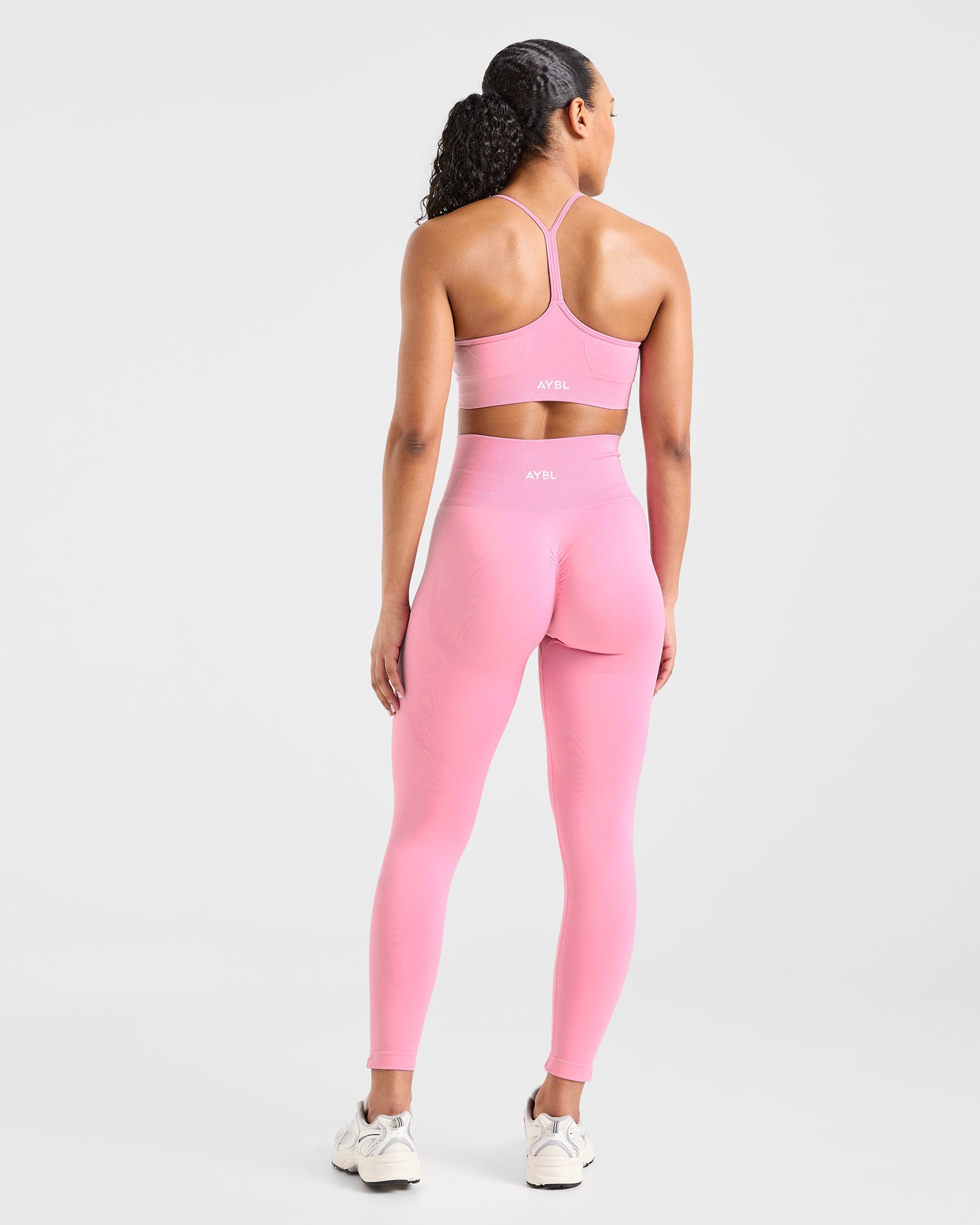 Empower Seamless Sports Bra - Baby Pink