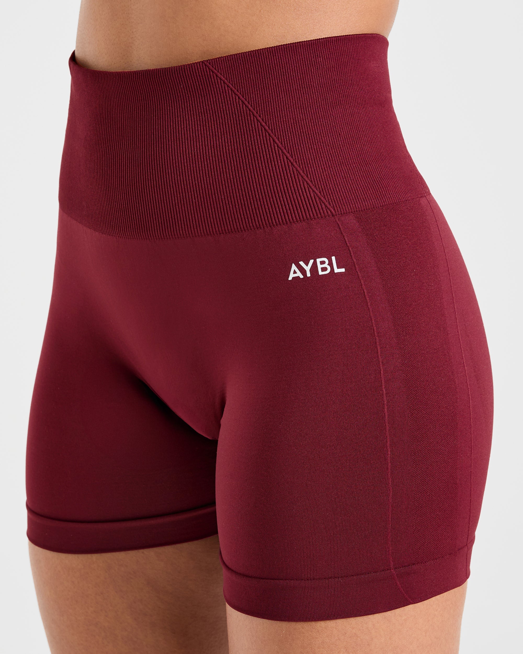 Nahtlose Empower-Shorts – Rotwein