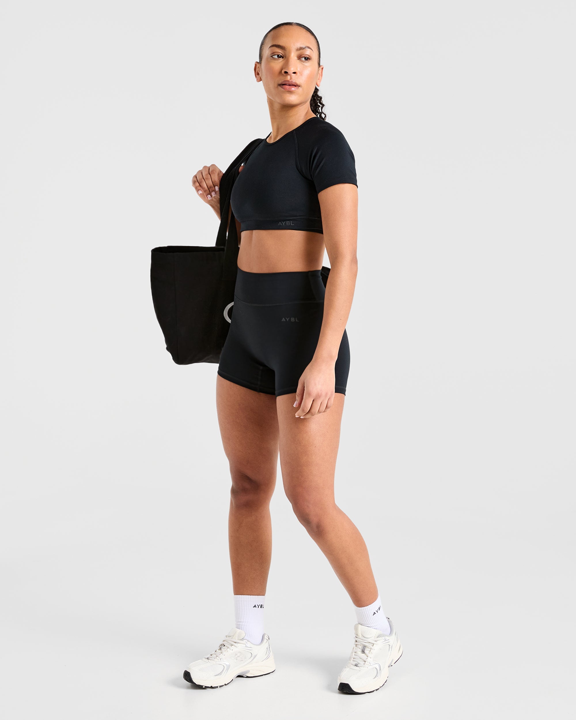 Staple Crop Top - Black