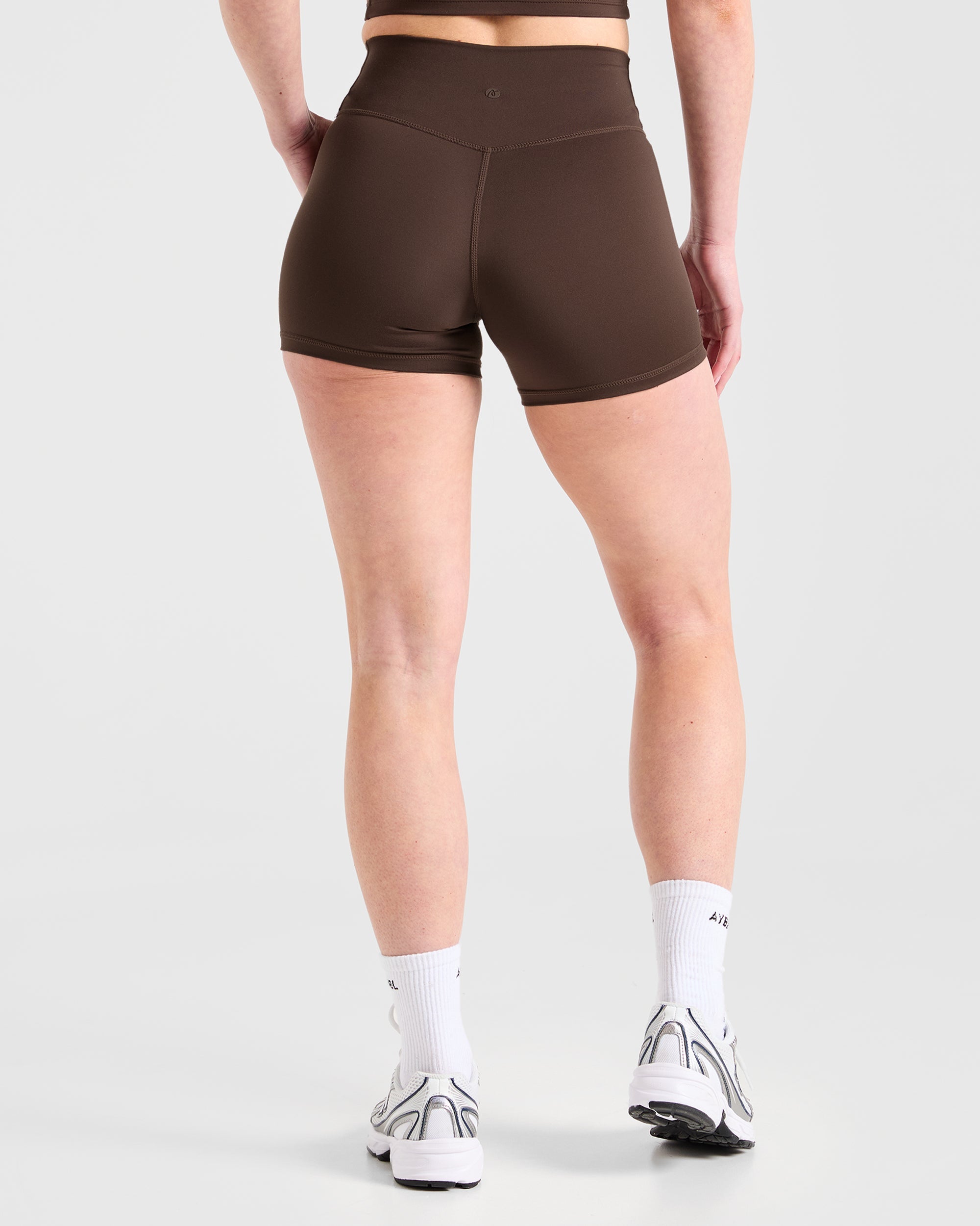 Staple Shorts - Brown