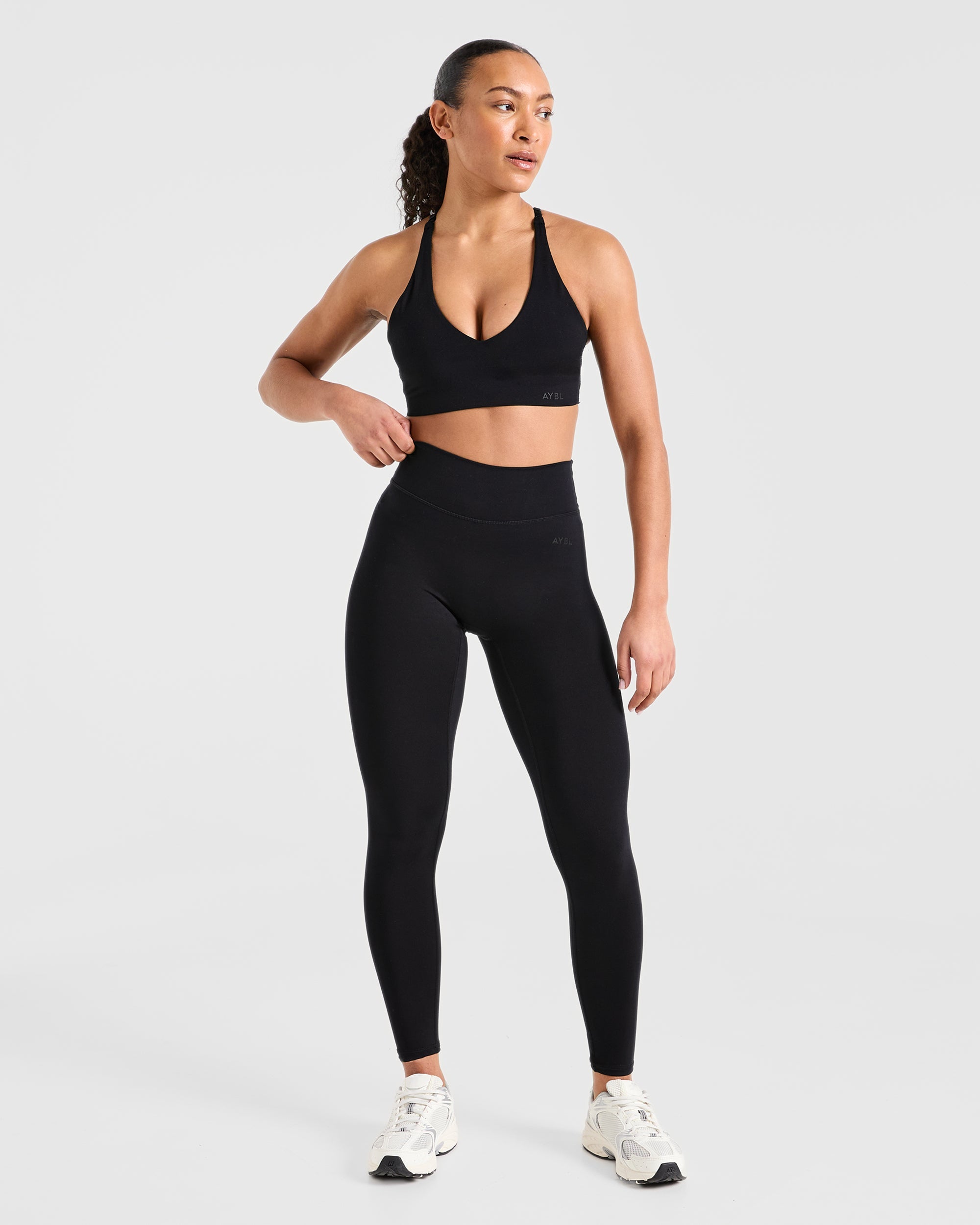 Staple Sports Bra - Black