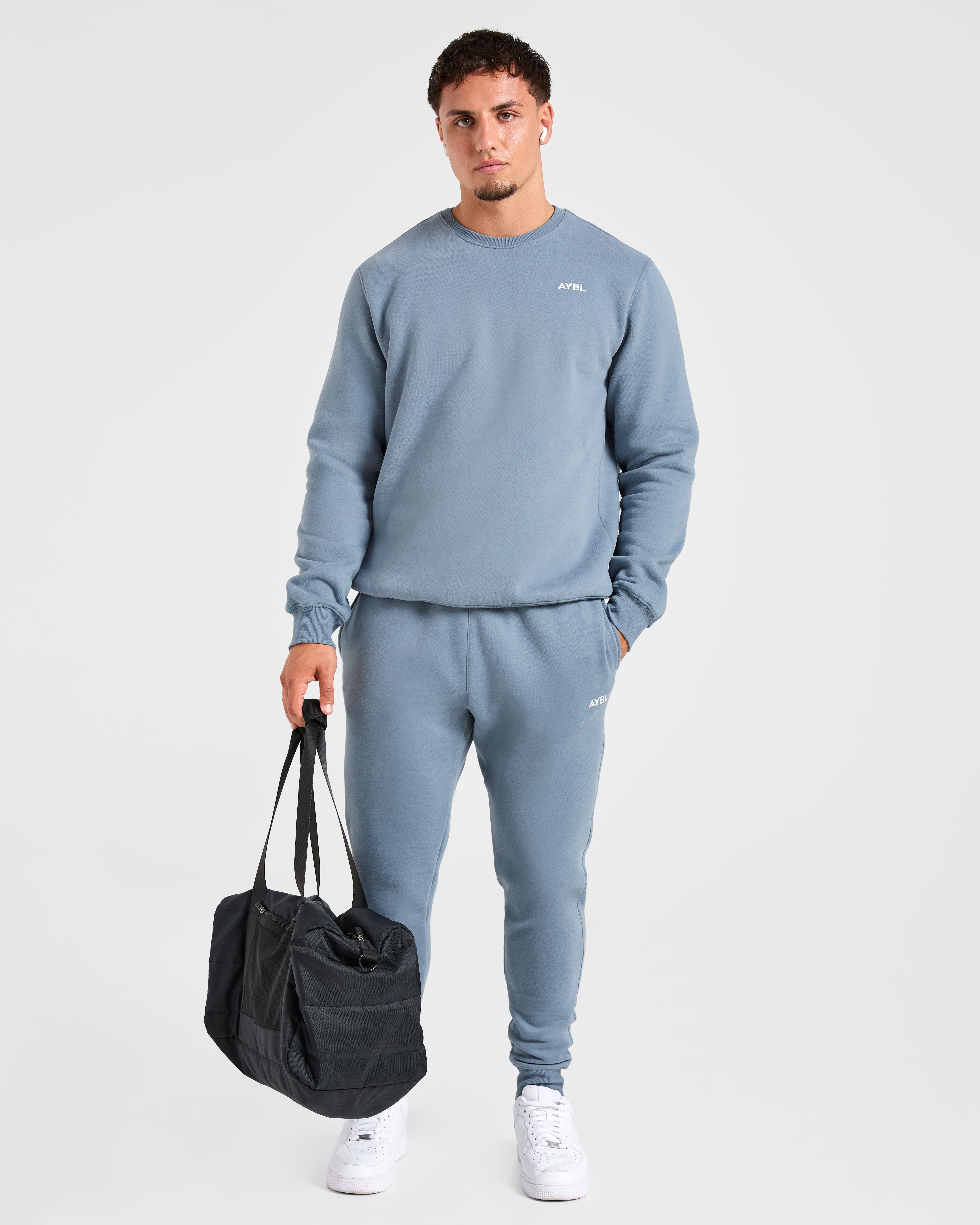 Essential Sweater - Blue