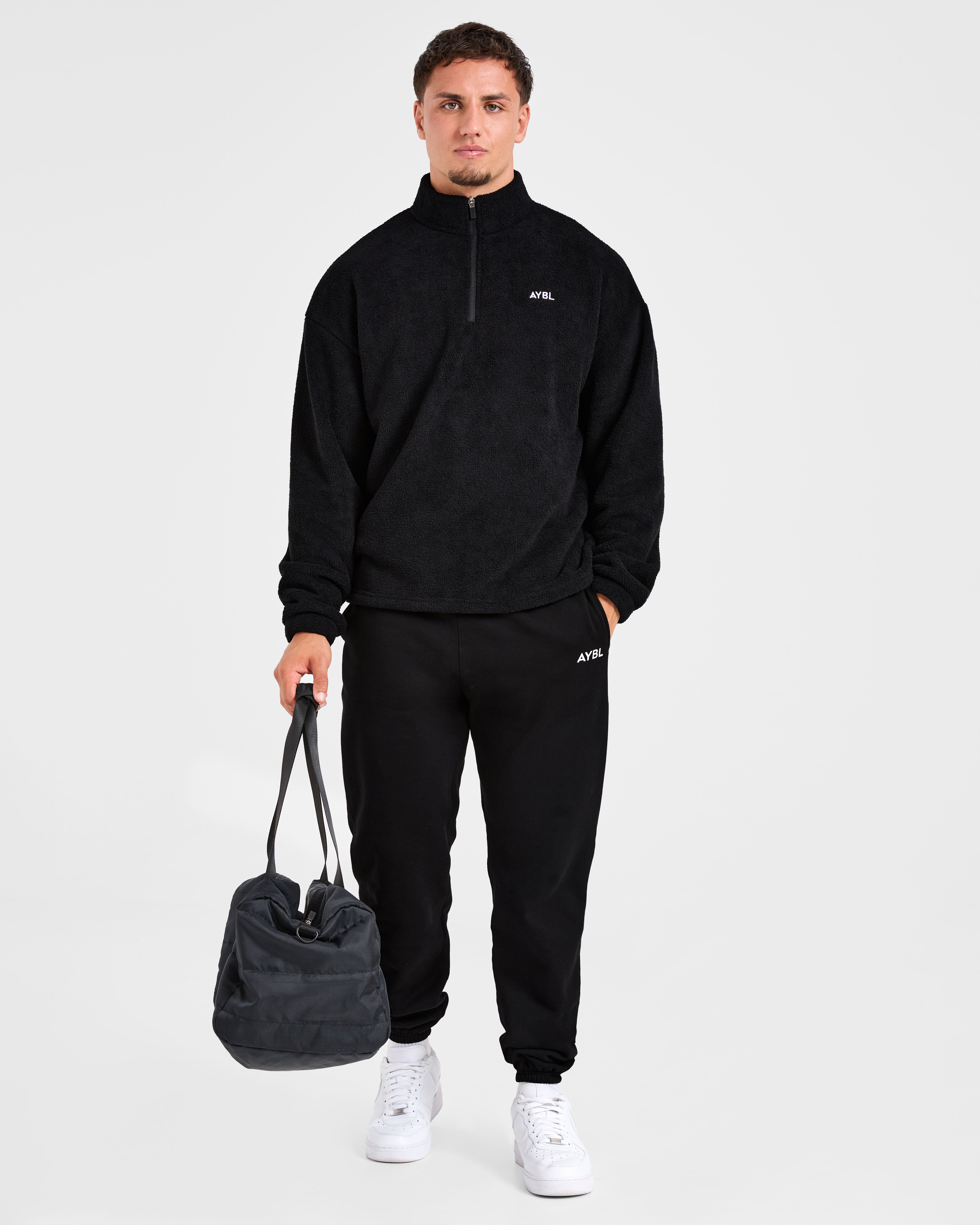 Essential 1/4 Zip Fleece - Black