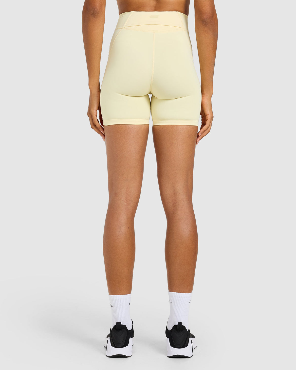 Run Pocket Shorts - Butter Yellow