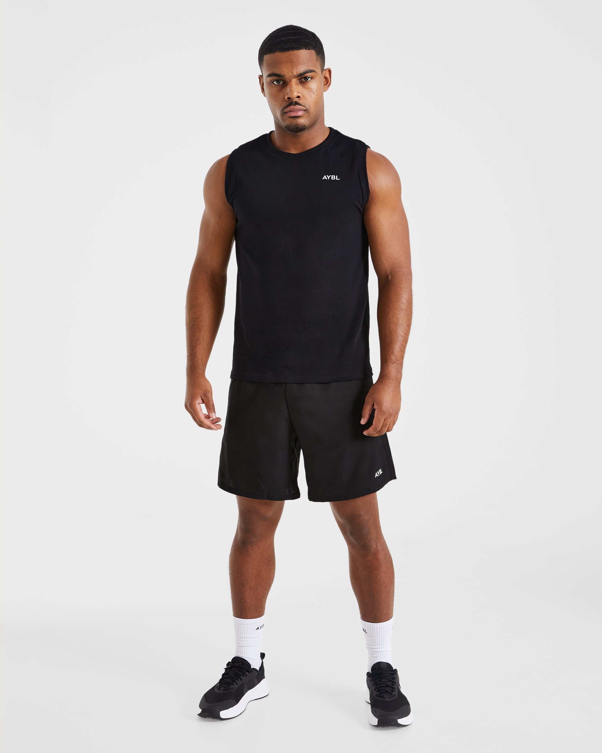 Essential-Tanktop – Schwarz