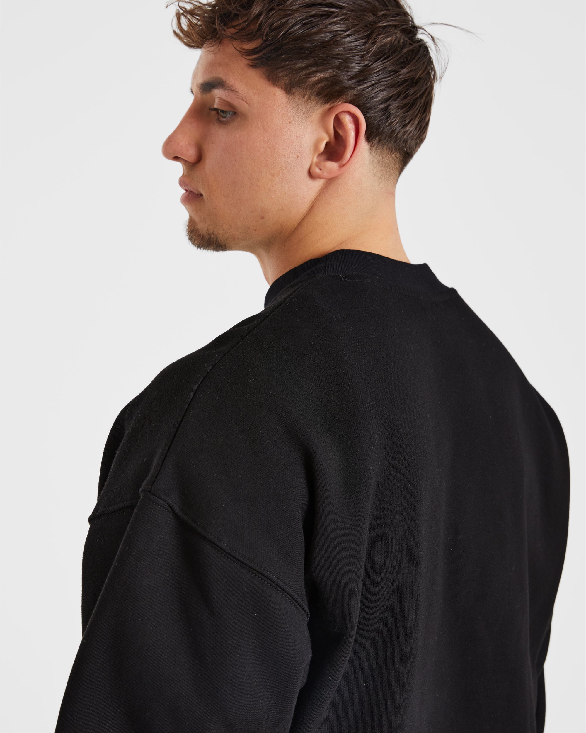 Essential Oversize-Pullover – Schwarz