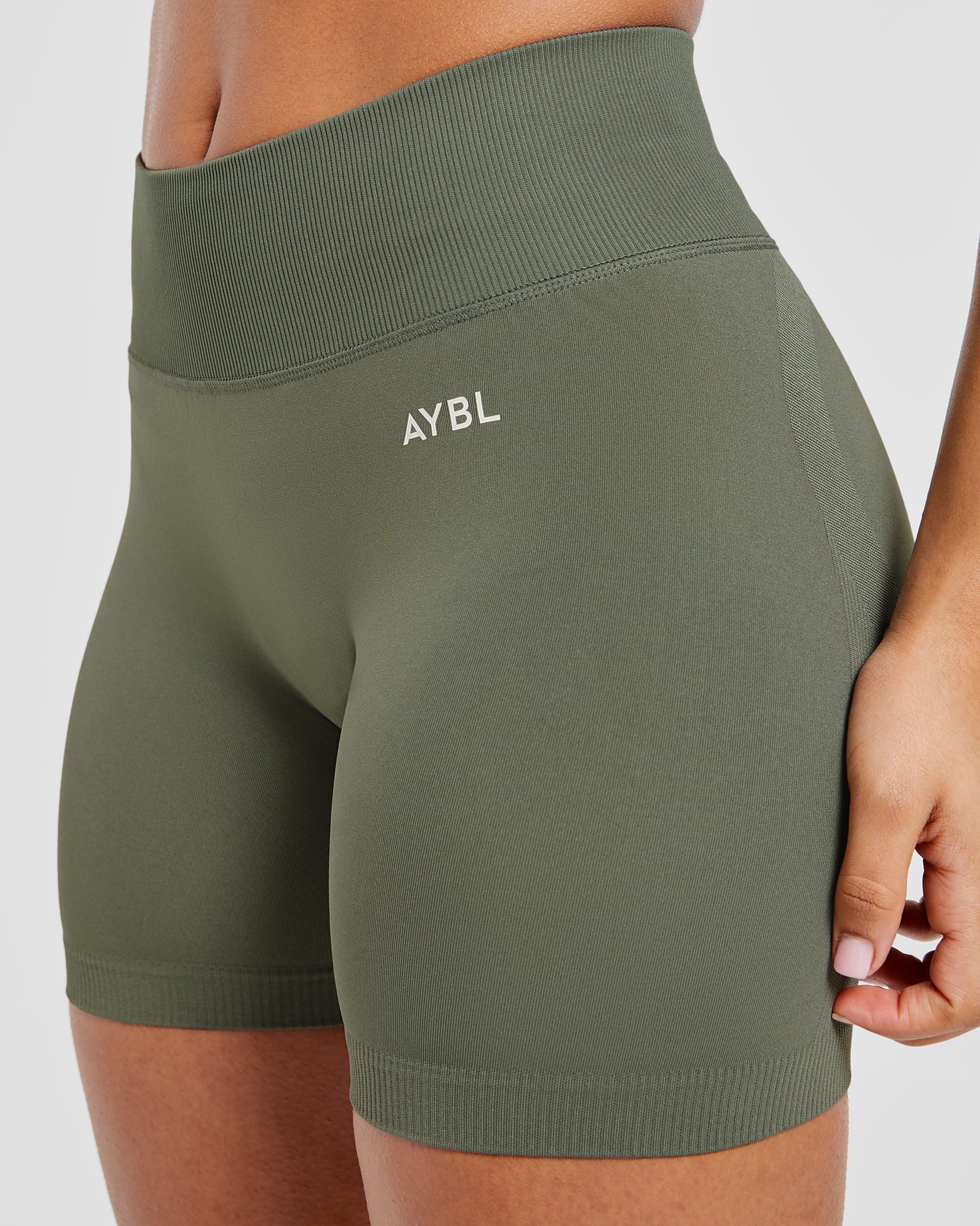 Adapt Seamless Shorts - Green