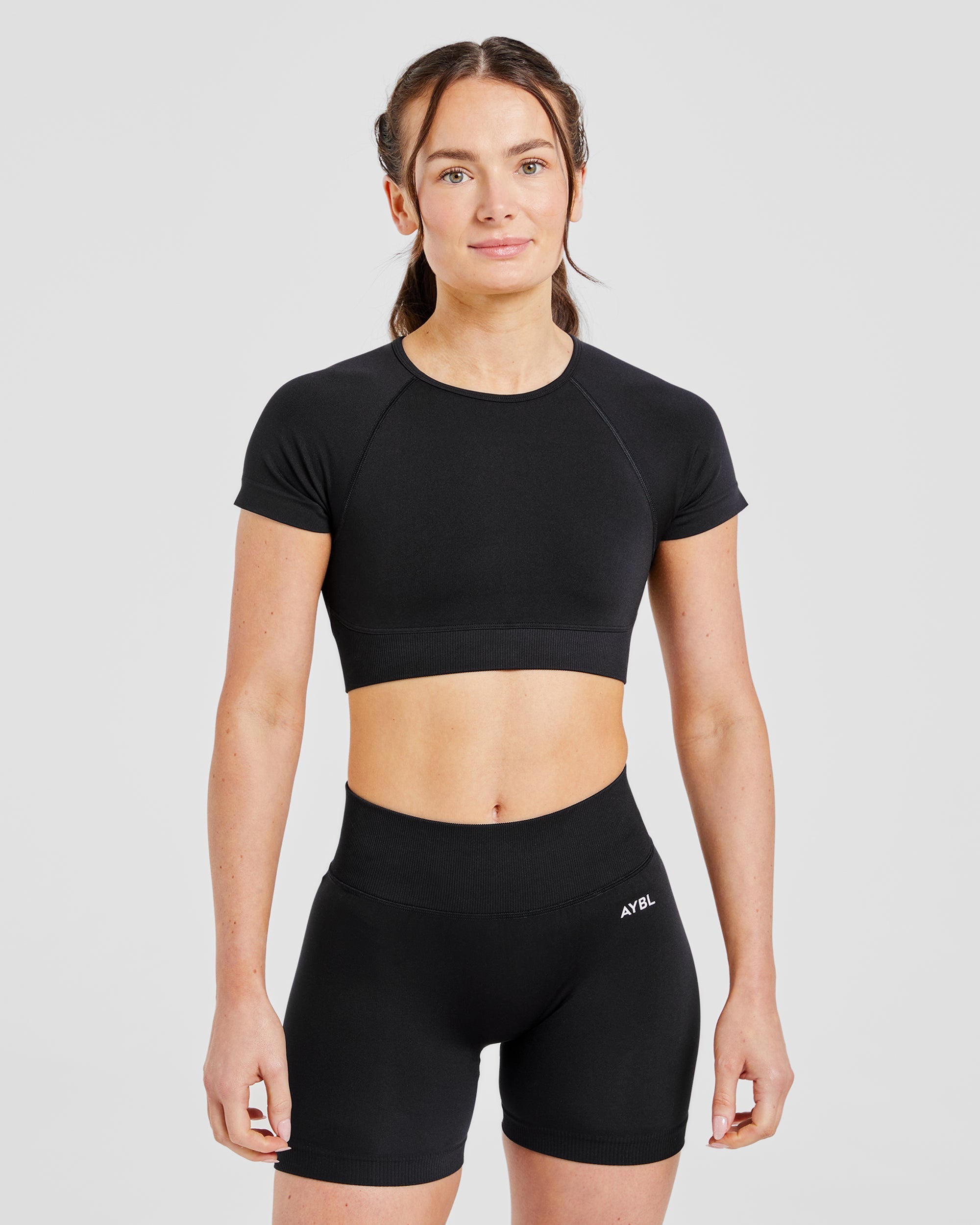 Adapt Seamless Crop Top - Black