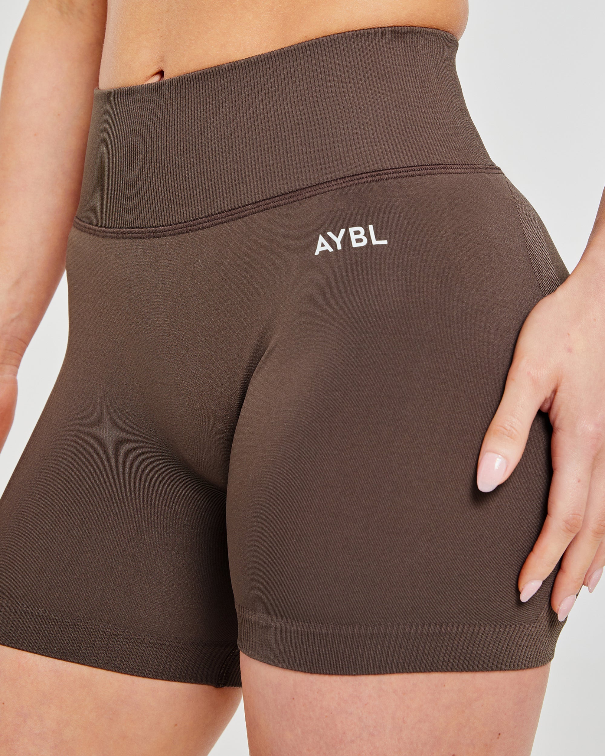 Adapt Seamless Shorts - Brown