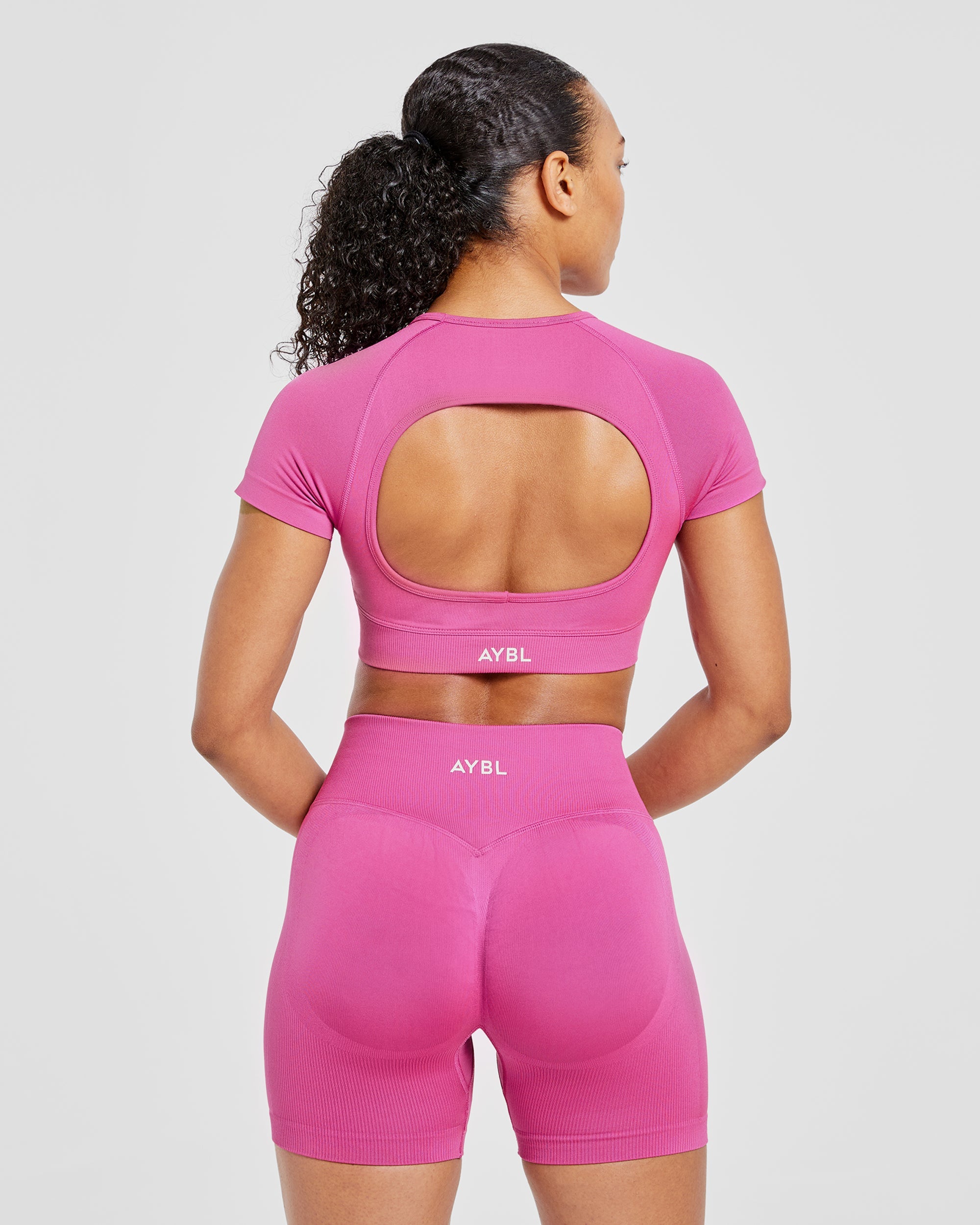 Adapt Seamless Crop Top - Pink