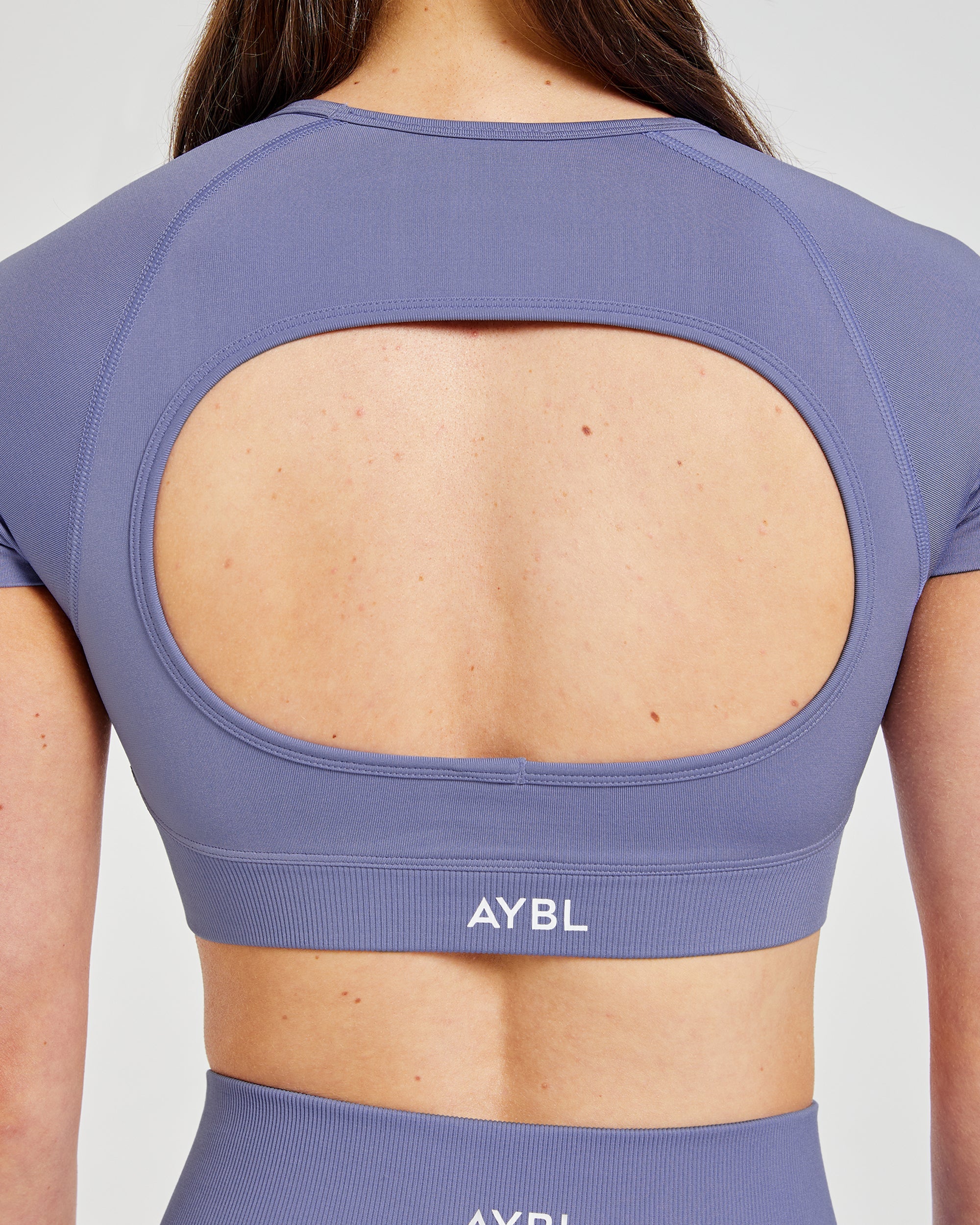 Adapt Seamless Crop Top - Iris Blue