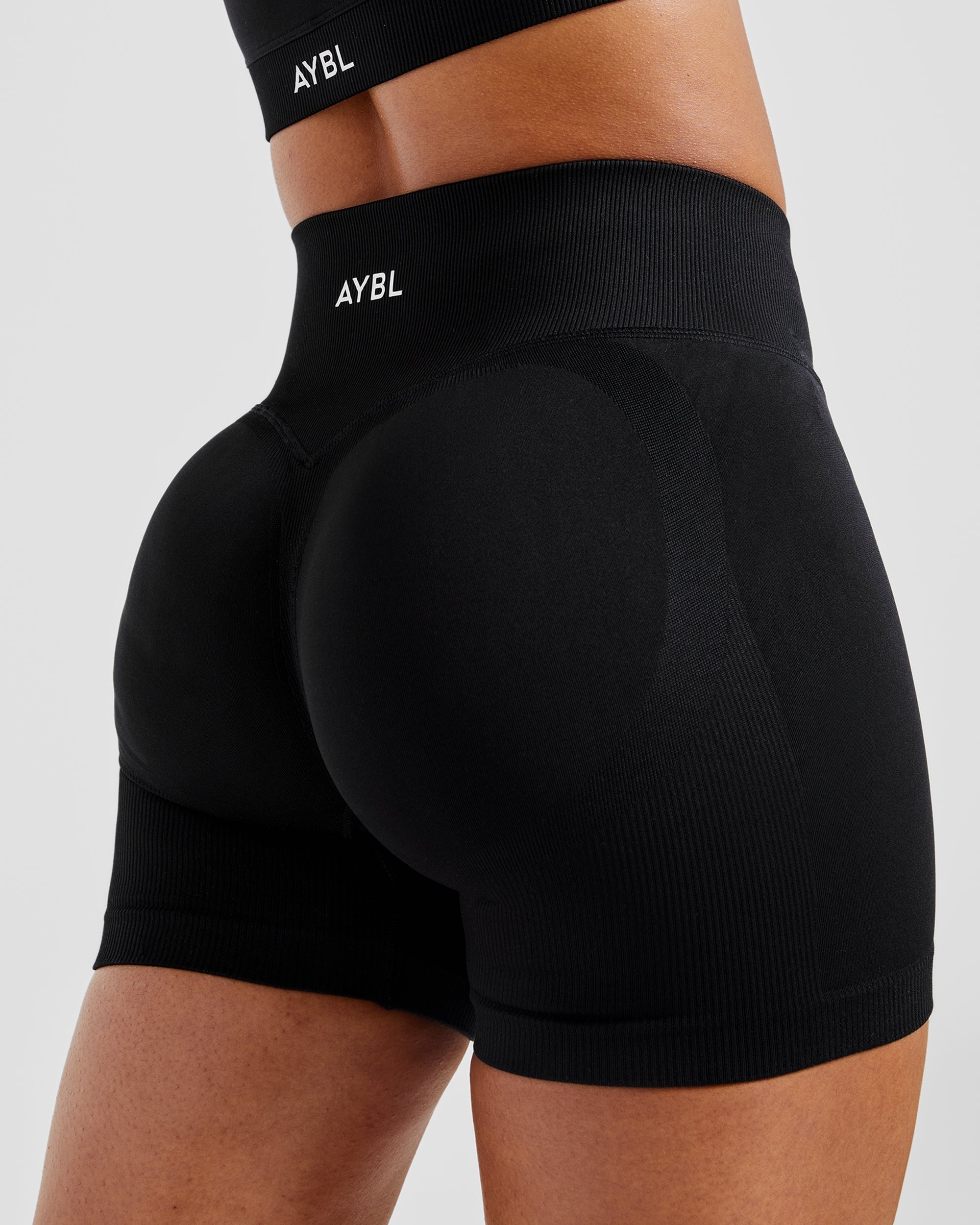 Adapt Seamless Shorts - Black