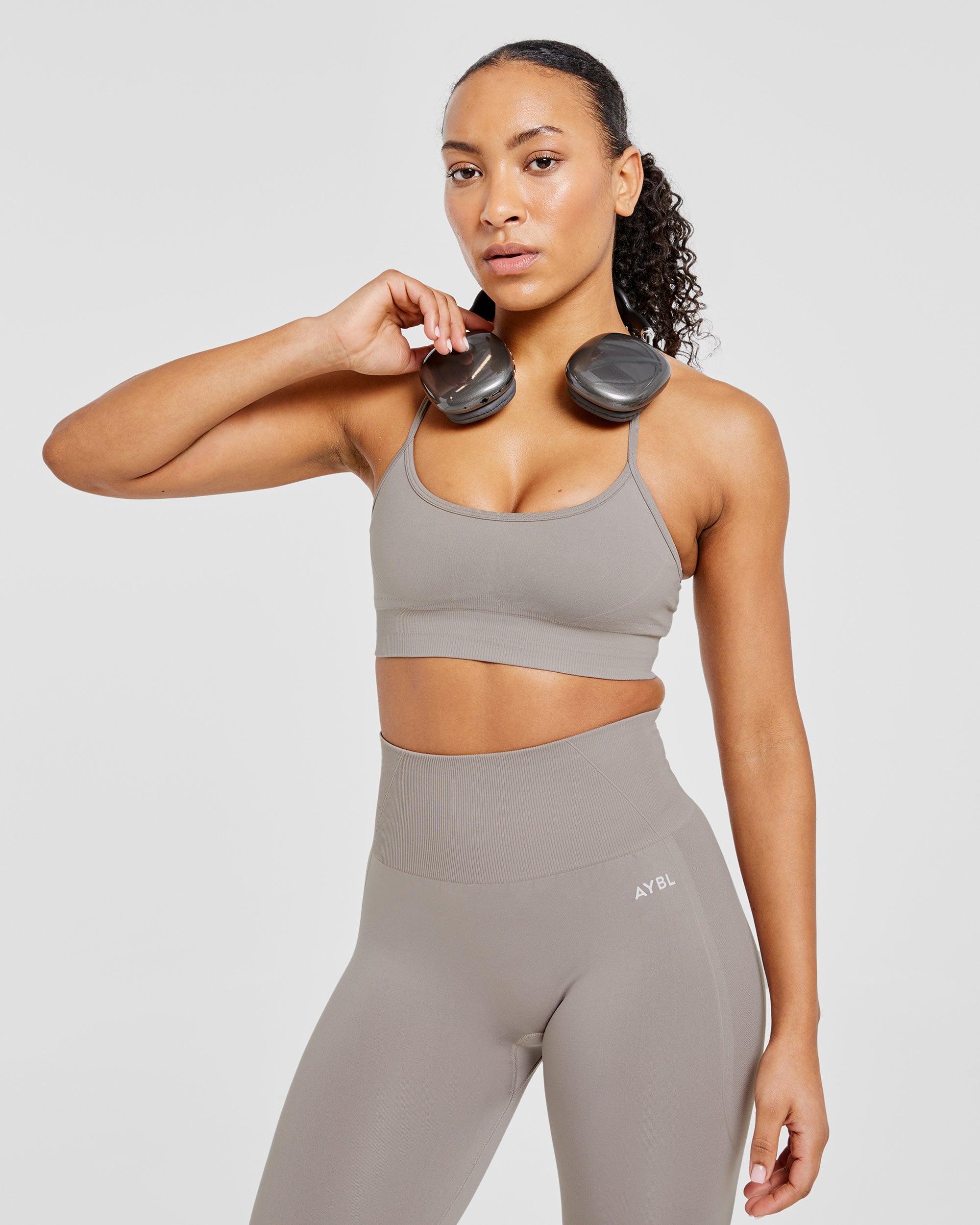 Empower Seamless Sports Bra - Taupe