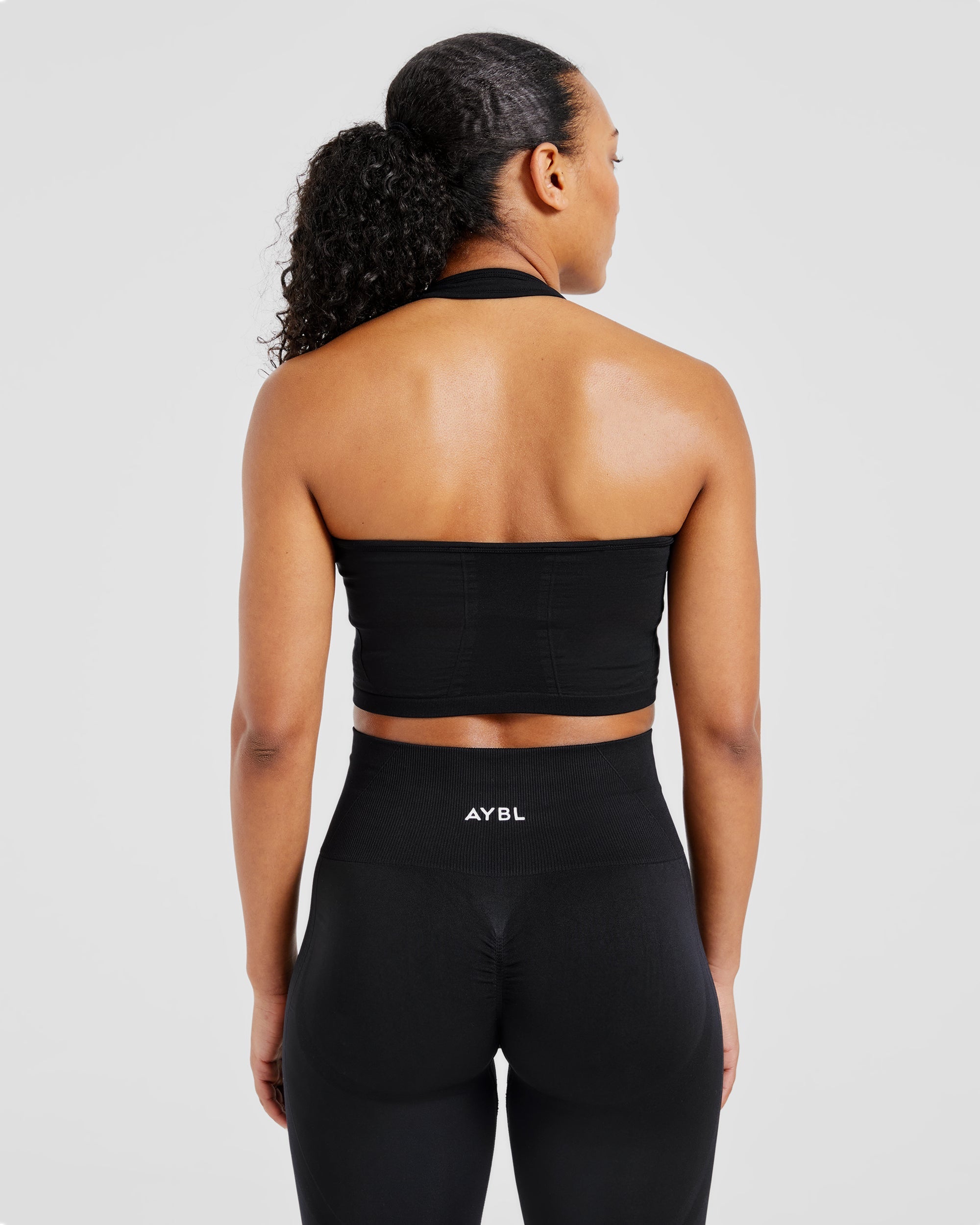 Empower Seamless Halterneck Crop Top - Black