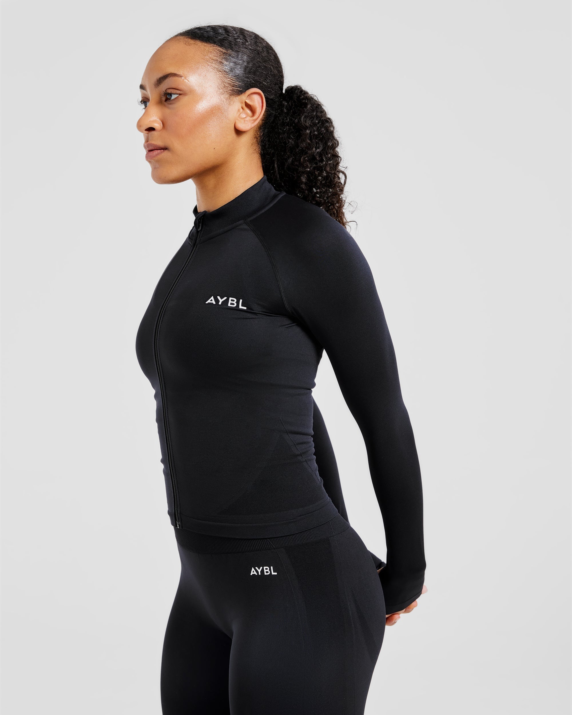 Empower Seamless Full Zip Jacket - Black