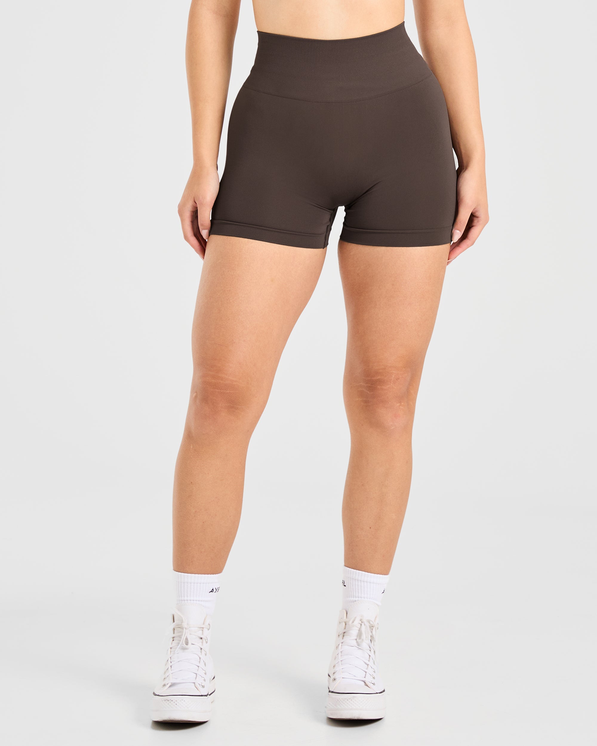 Power Seamless Shorts - Chestnut Brown