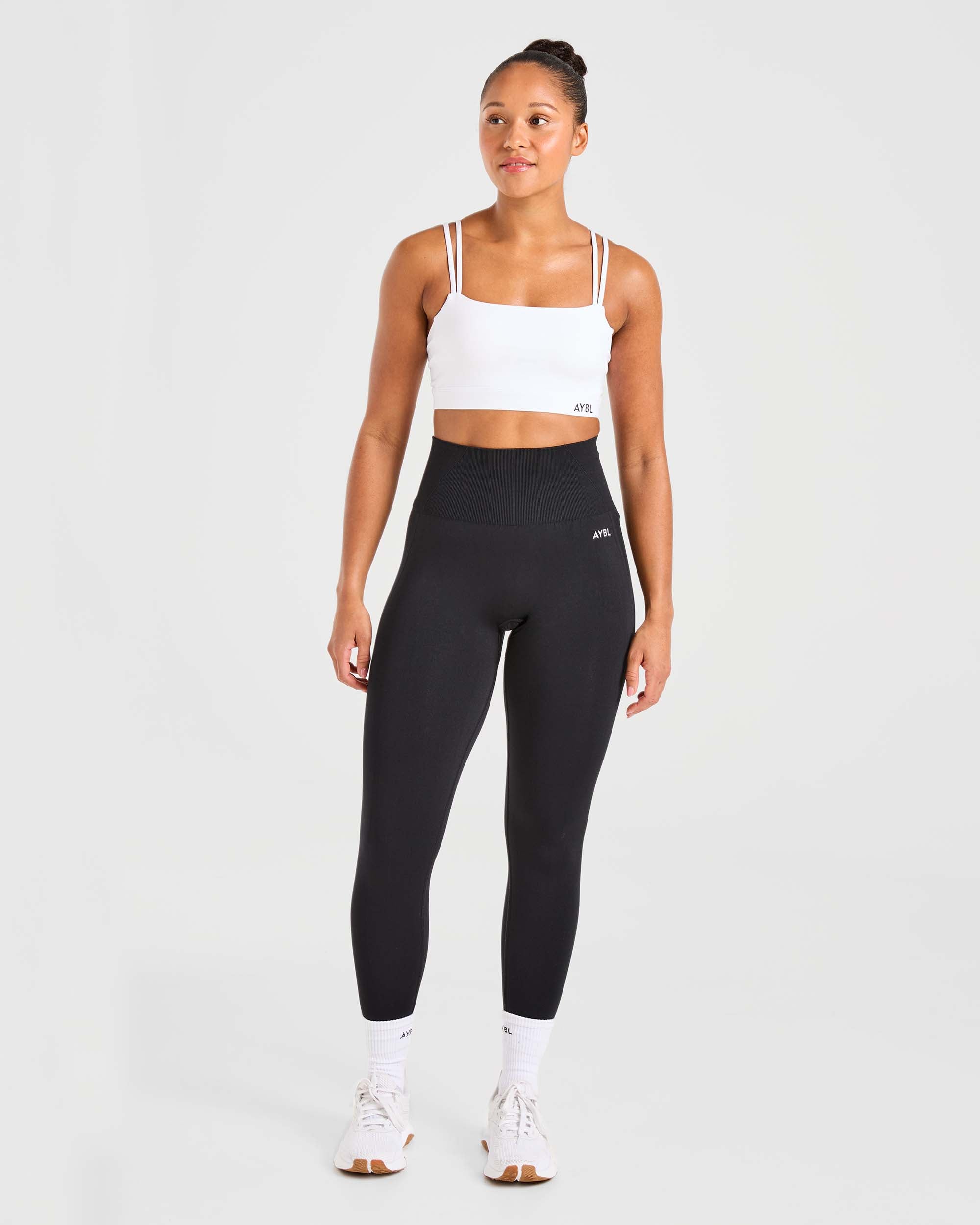 Essential Bandeau-Sport-BH – Weiß