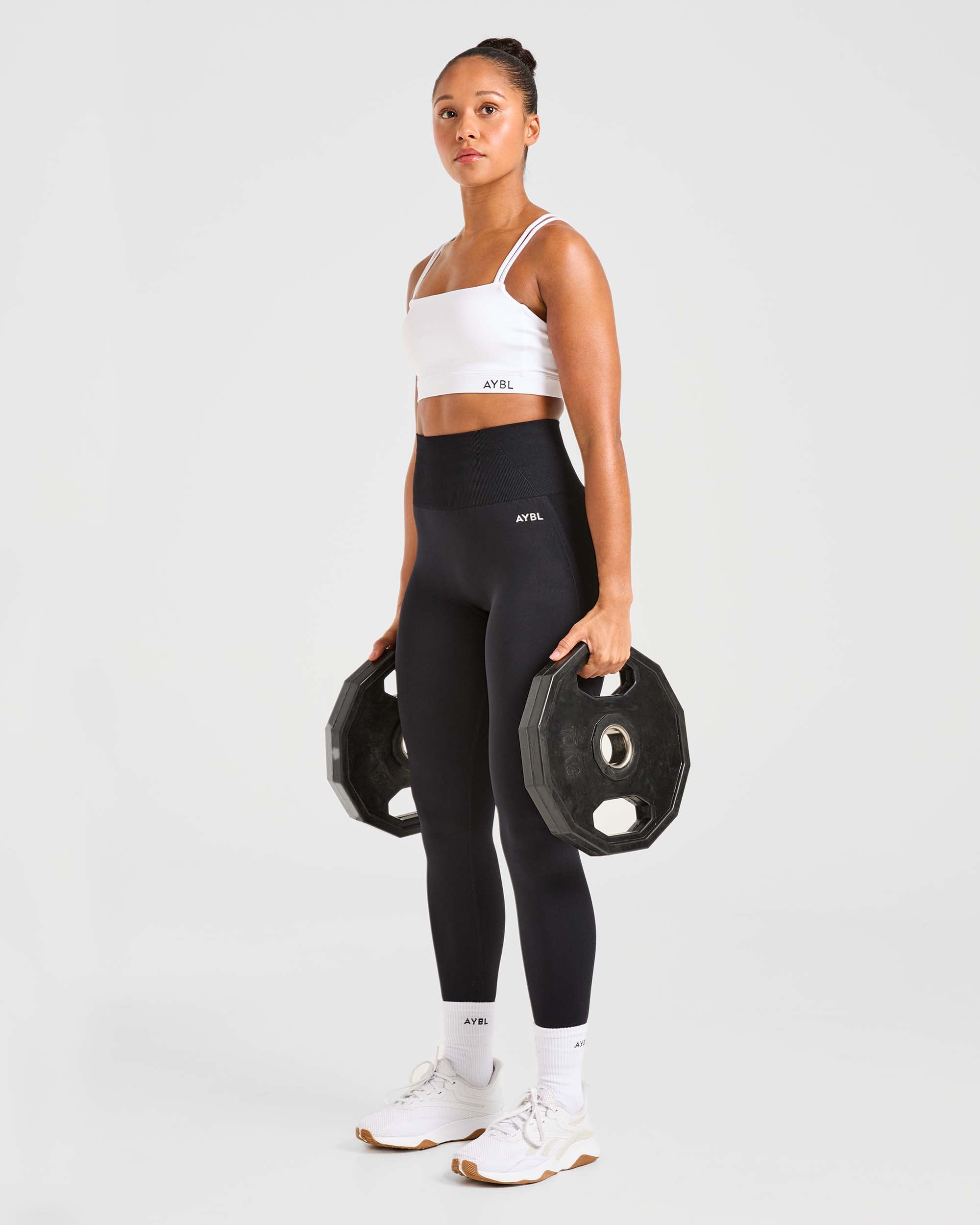 Essential Bandeau-Sport-BH – Weiß