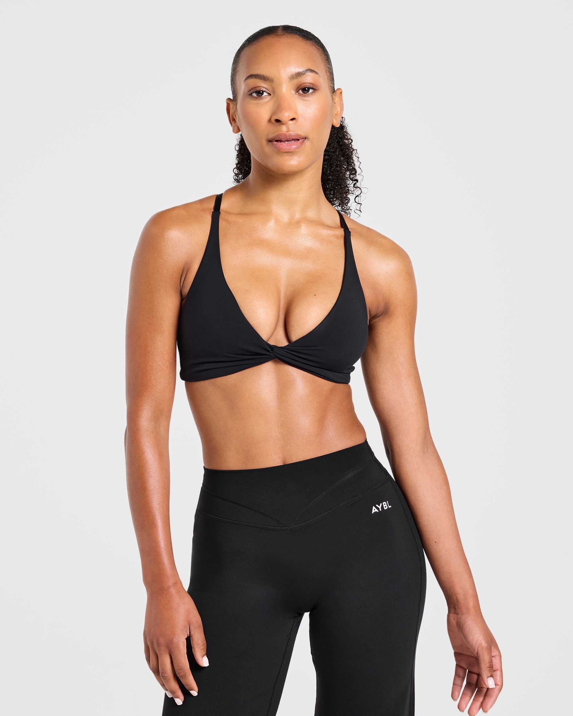 Engage Sports Bra - Black