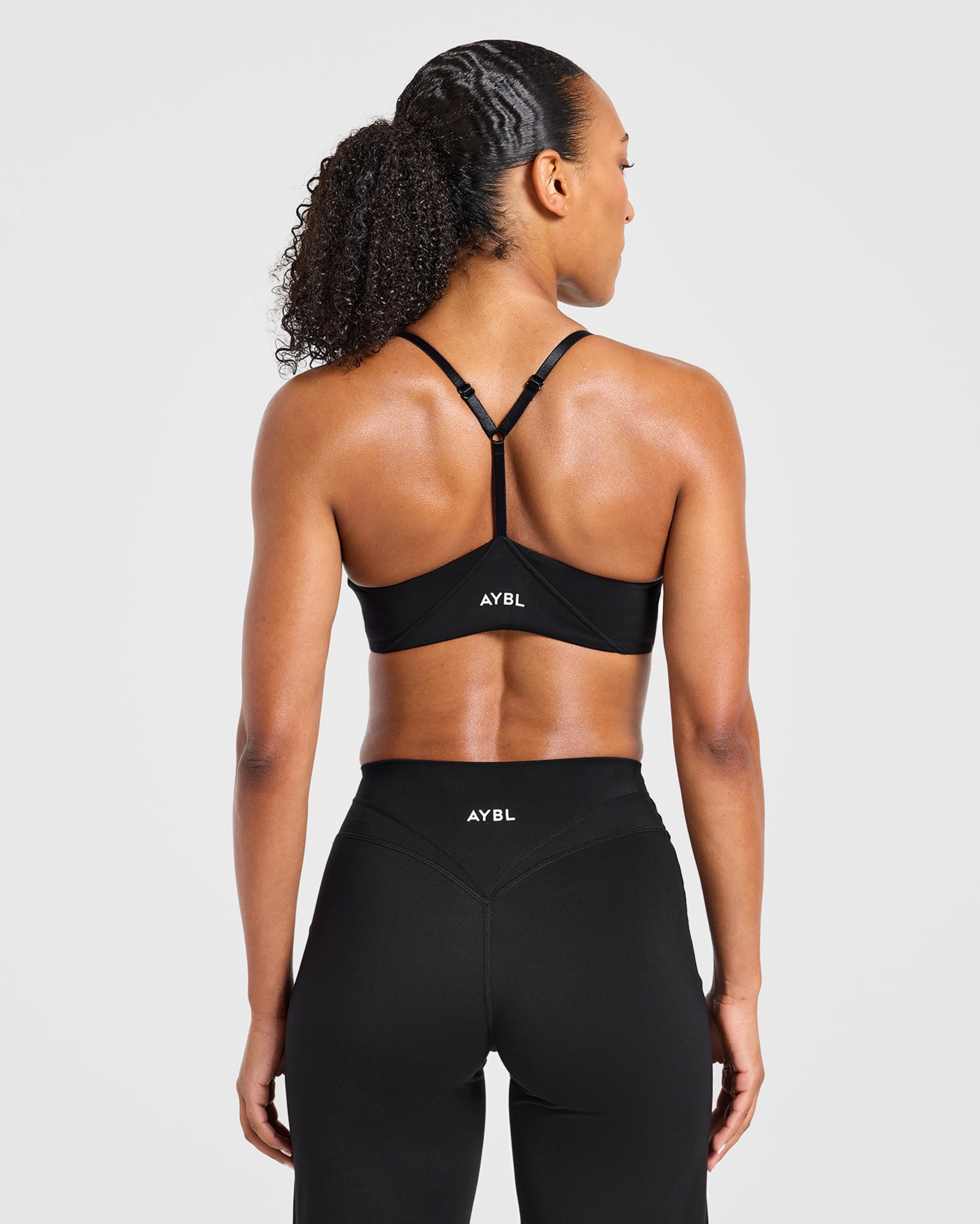 Engage Sports Bra - Black