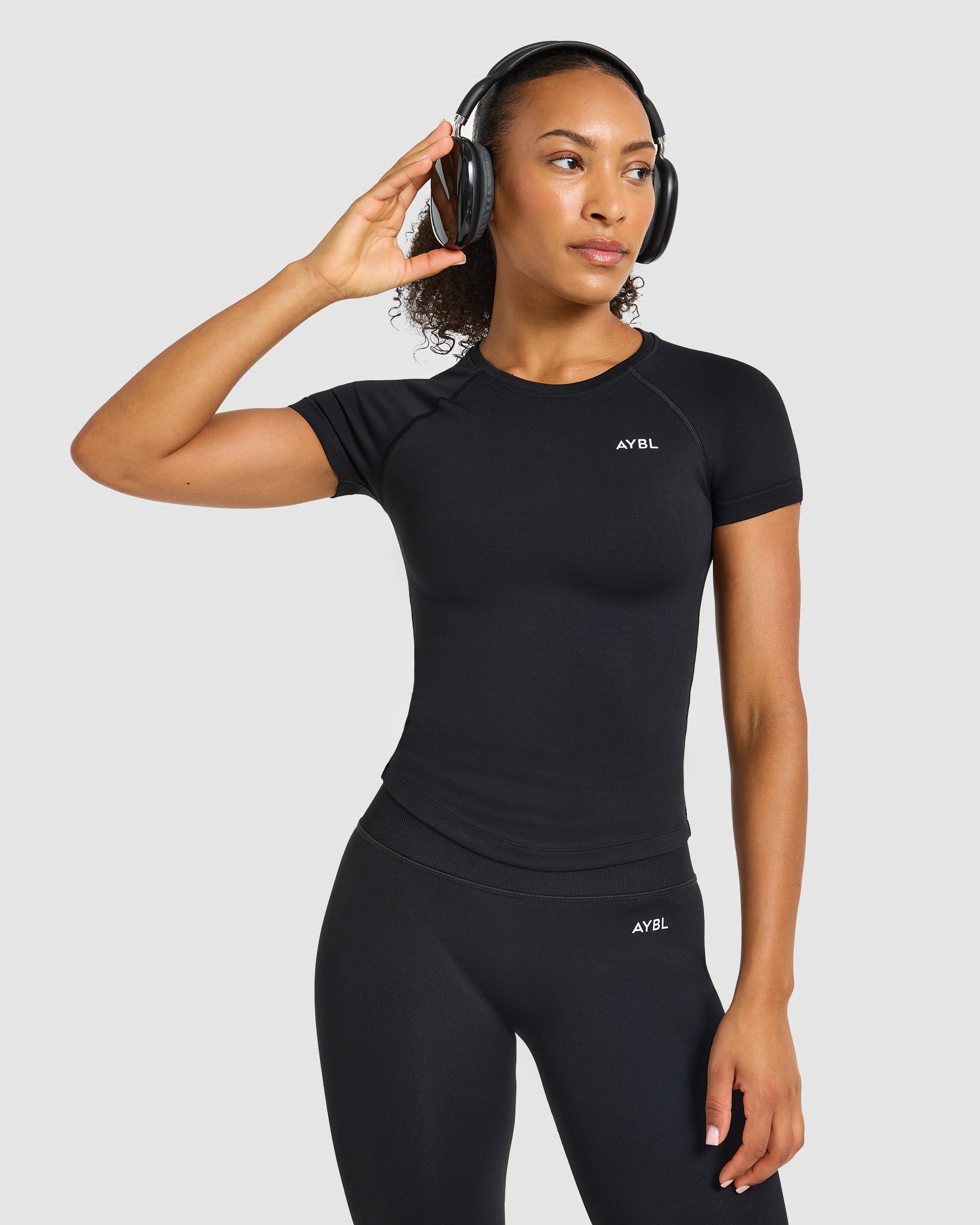 Enhance Seamless Short Sleeve Top - Black