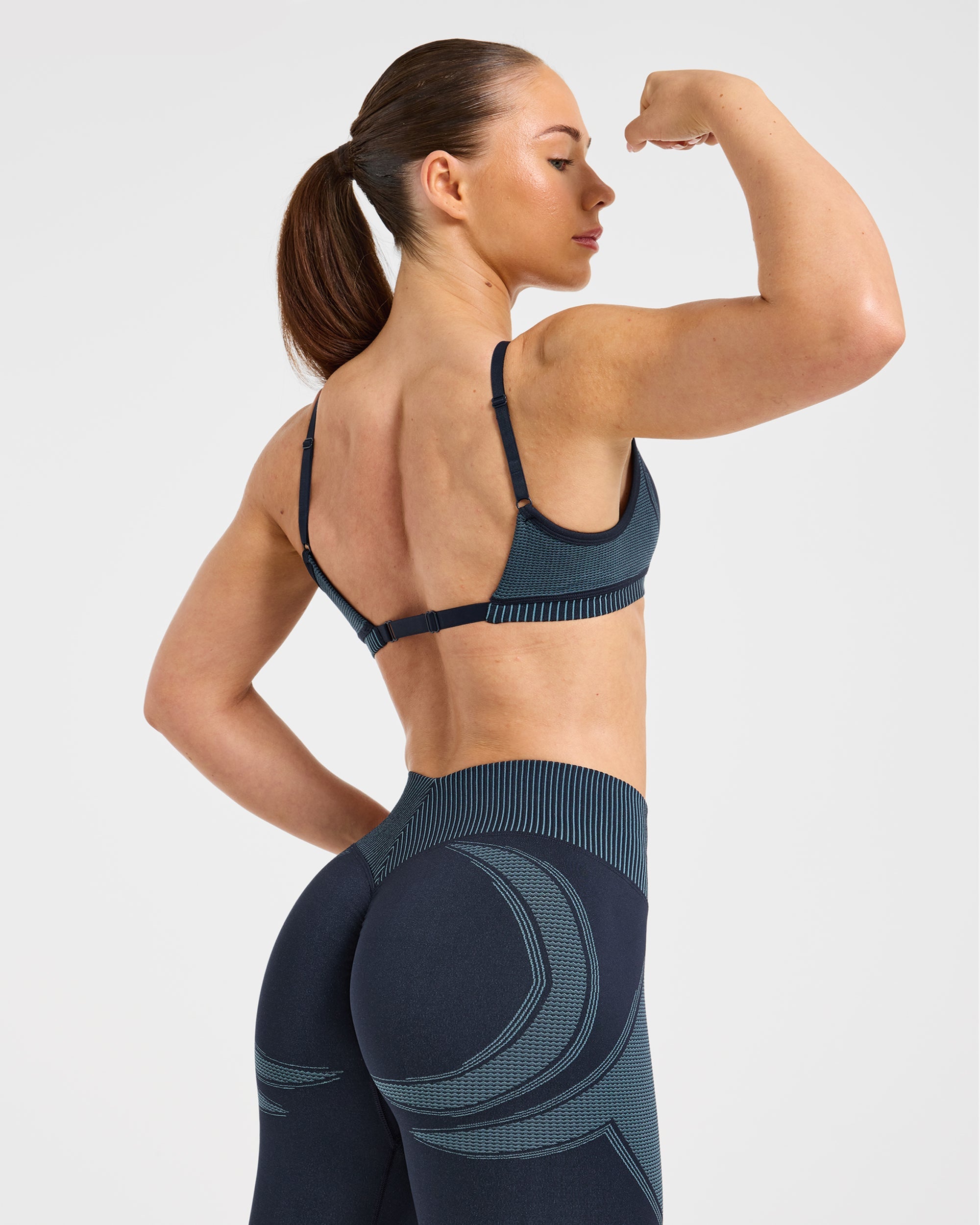 Charge Seamless Sports Bra - Navy