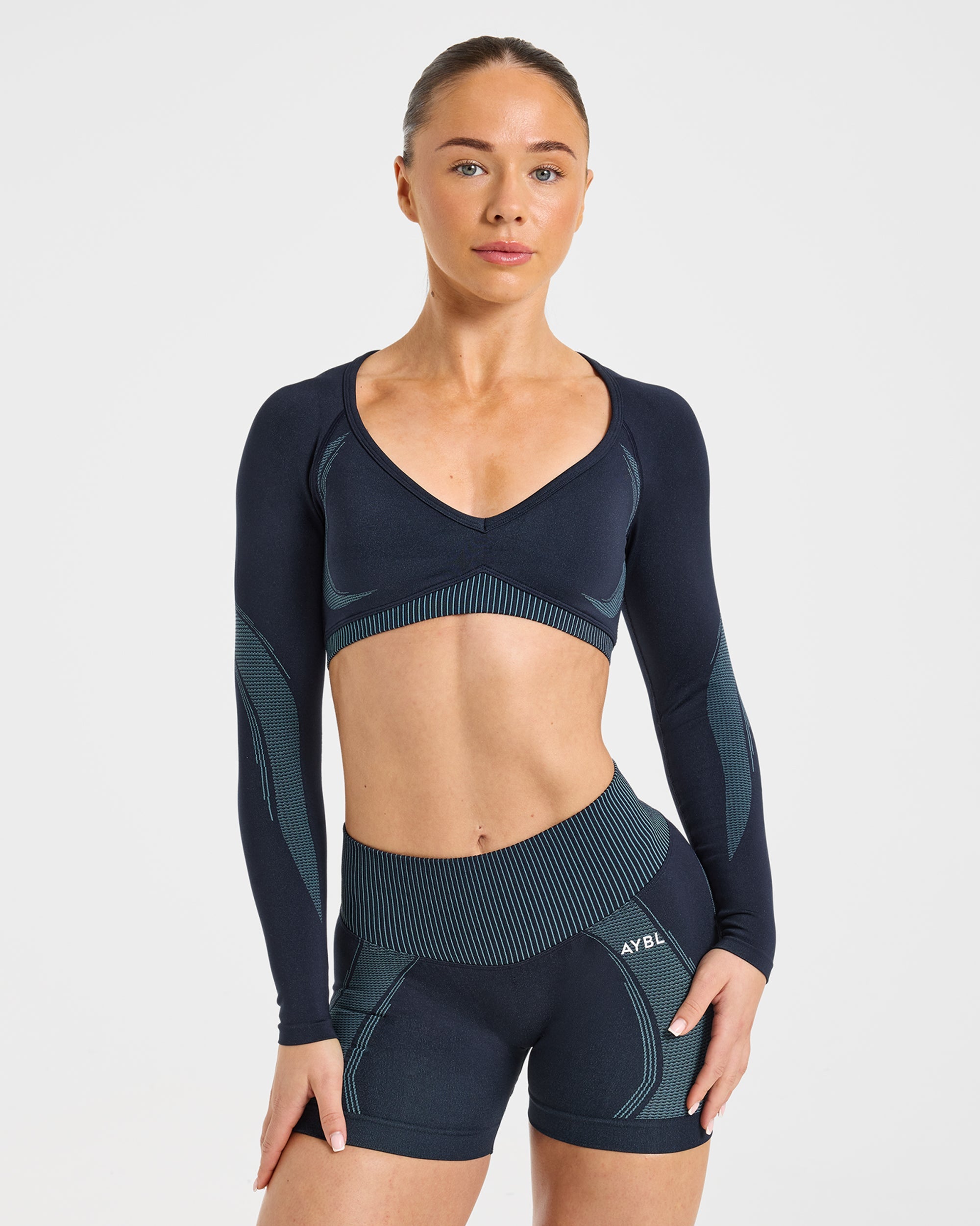 Charge Seamless Long Sleeve Crop Top - Navy