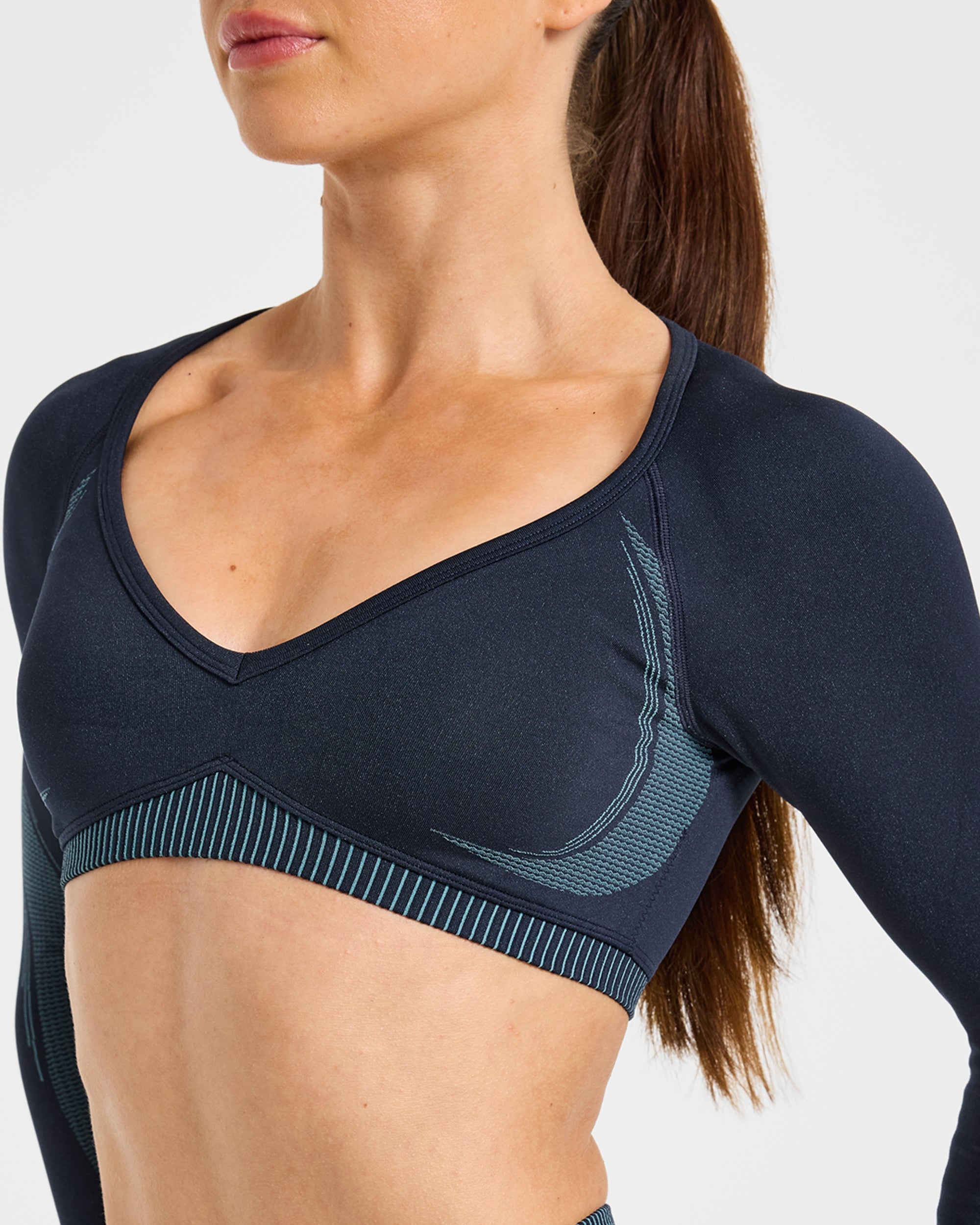 Charge Seamless Long Sleeve Crop Top - Navy