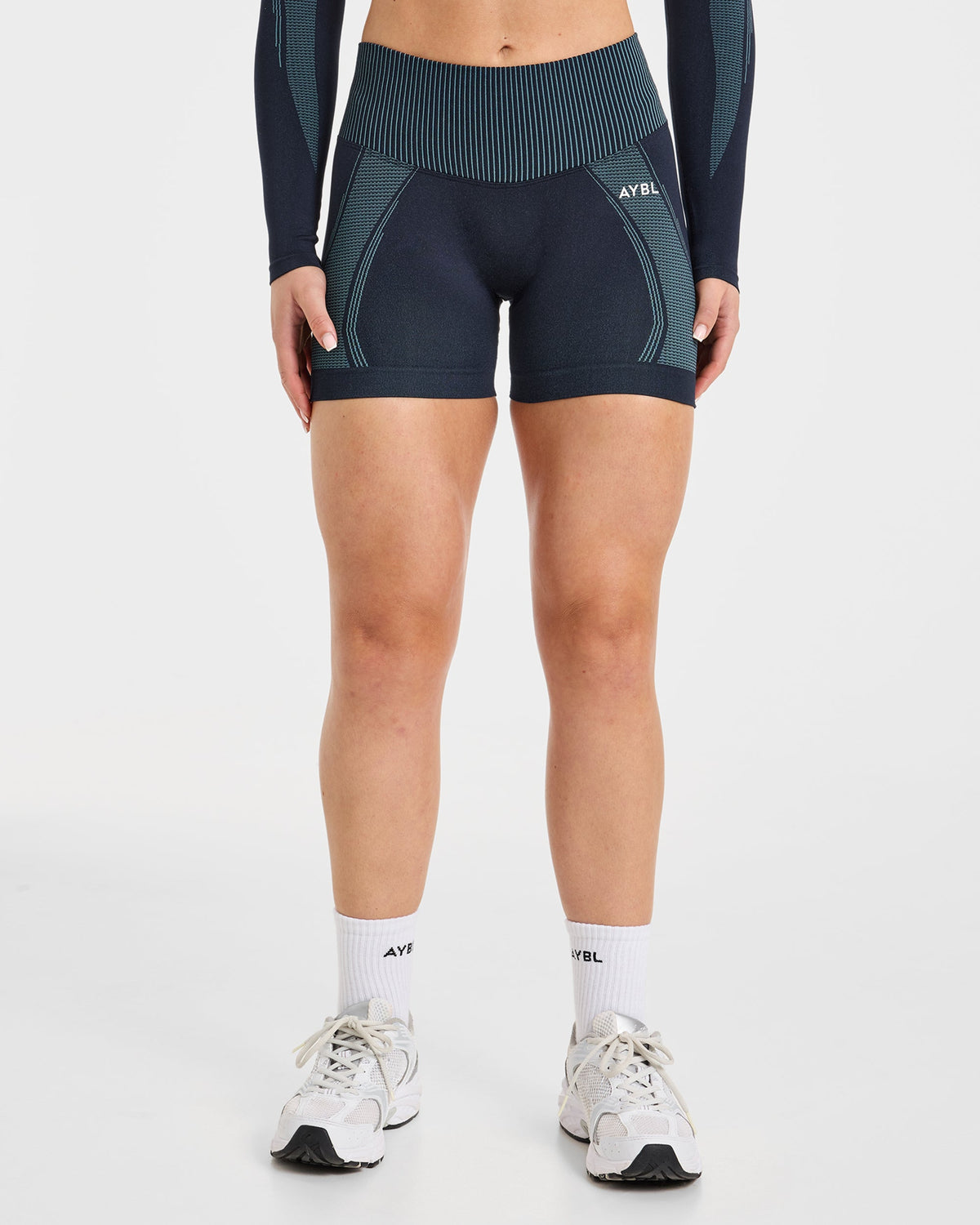 Charge Seamless Shorts - Navy