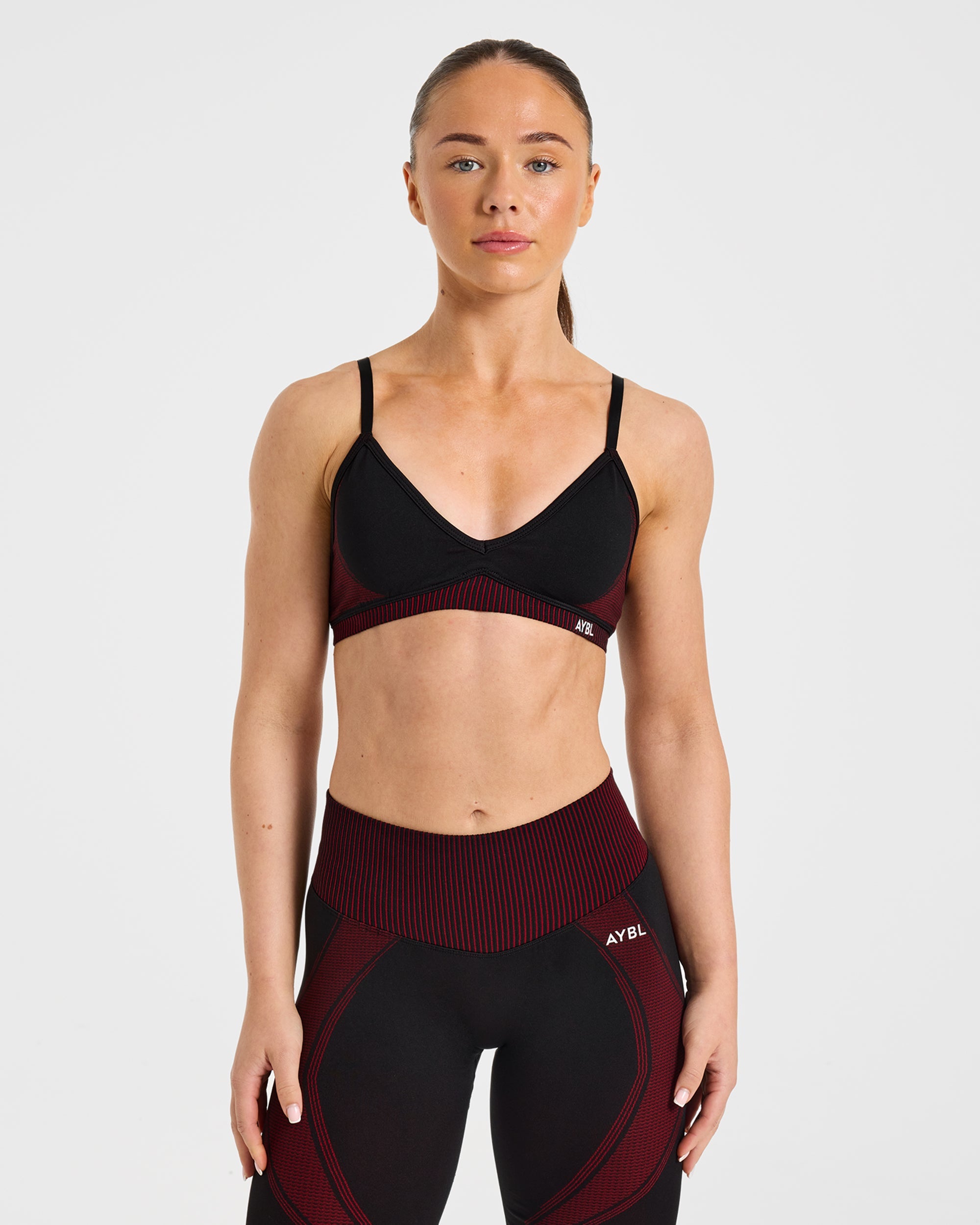 Charge Seamless Sports Bra - Black/Red