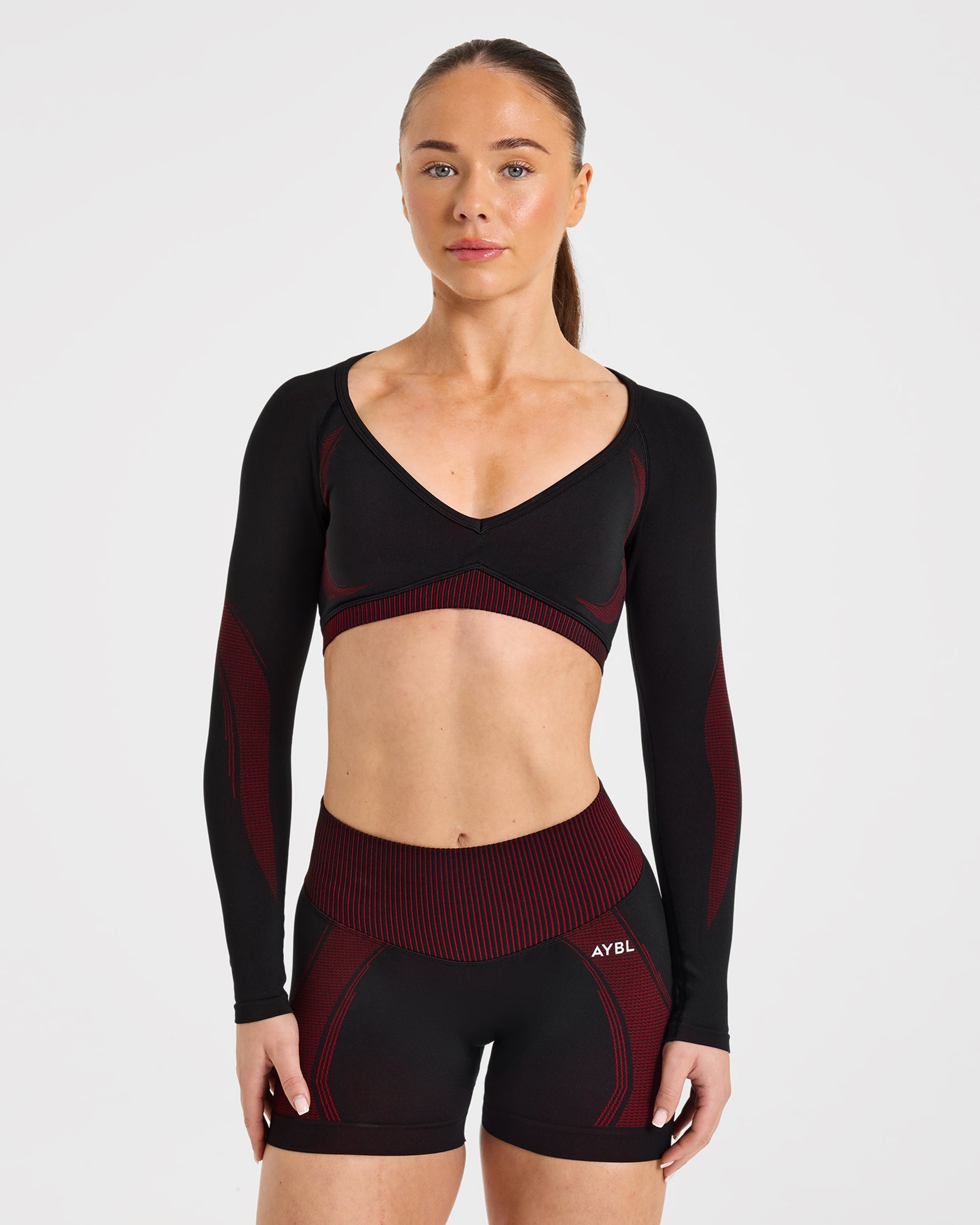 Charge Seamless Long Sleeve Crop Top - Black/Red