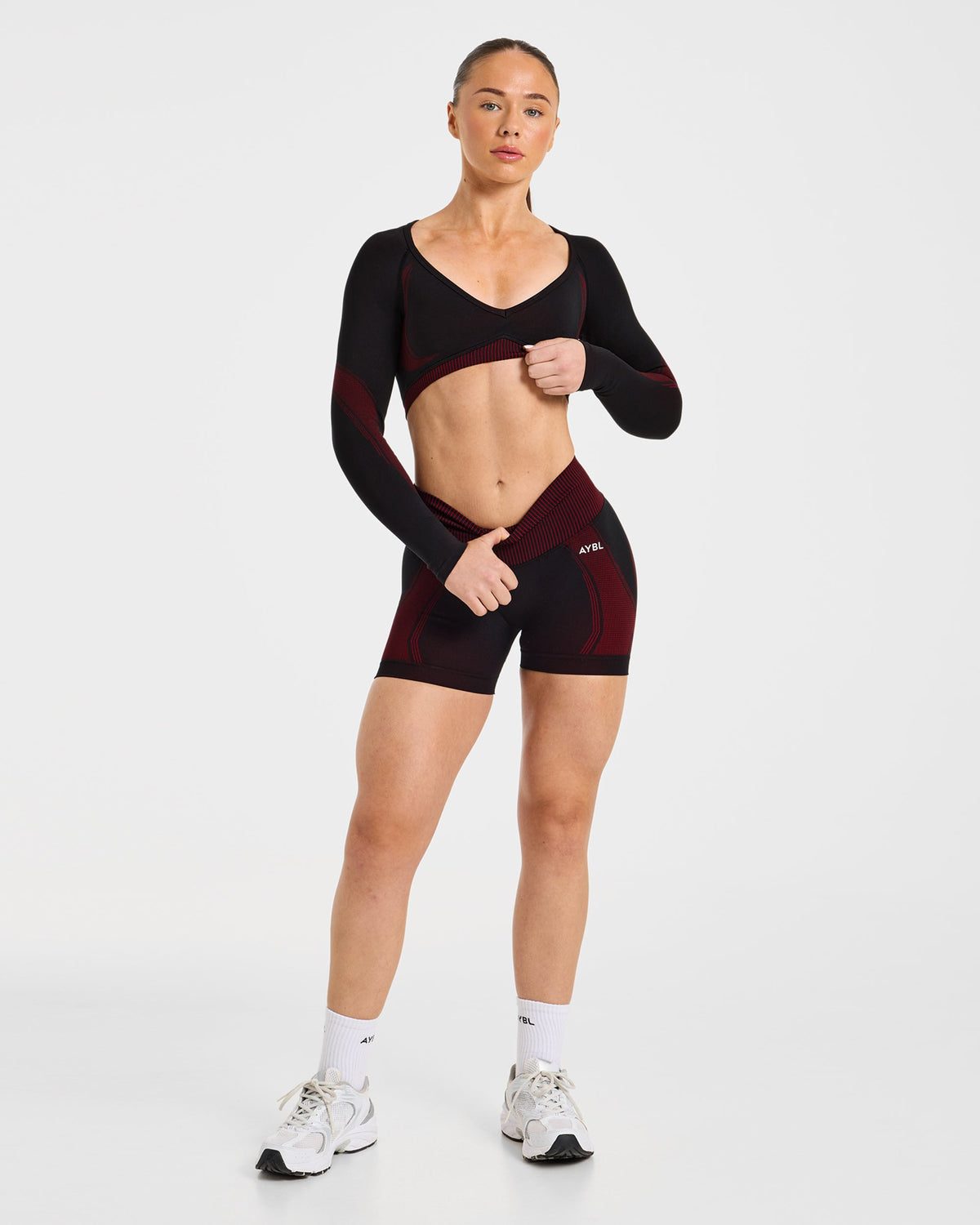 Charge Seamless Shorts - Black/Red