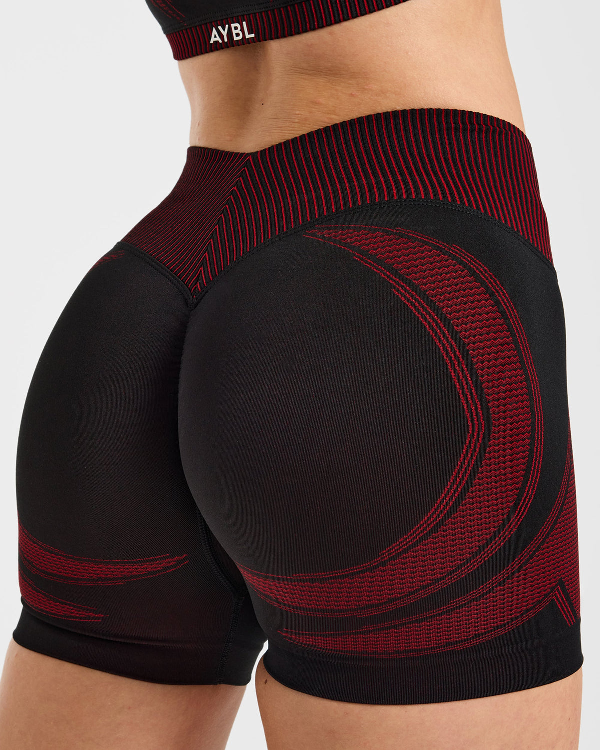 Charge Seamless Shorts - Black/Red
